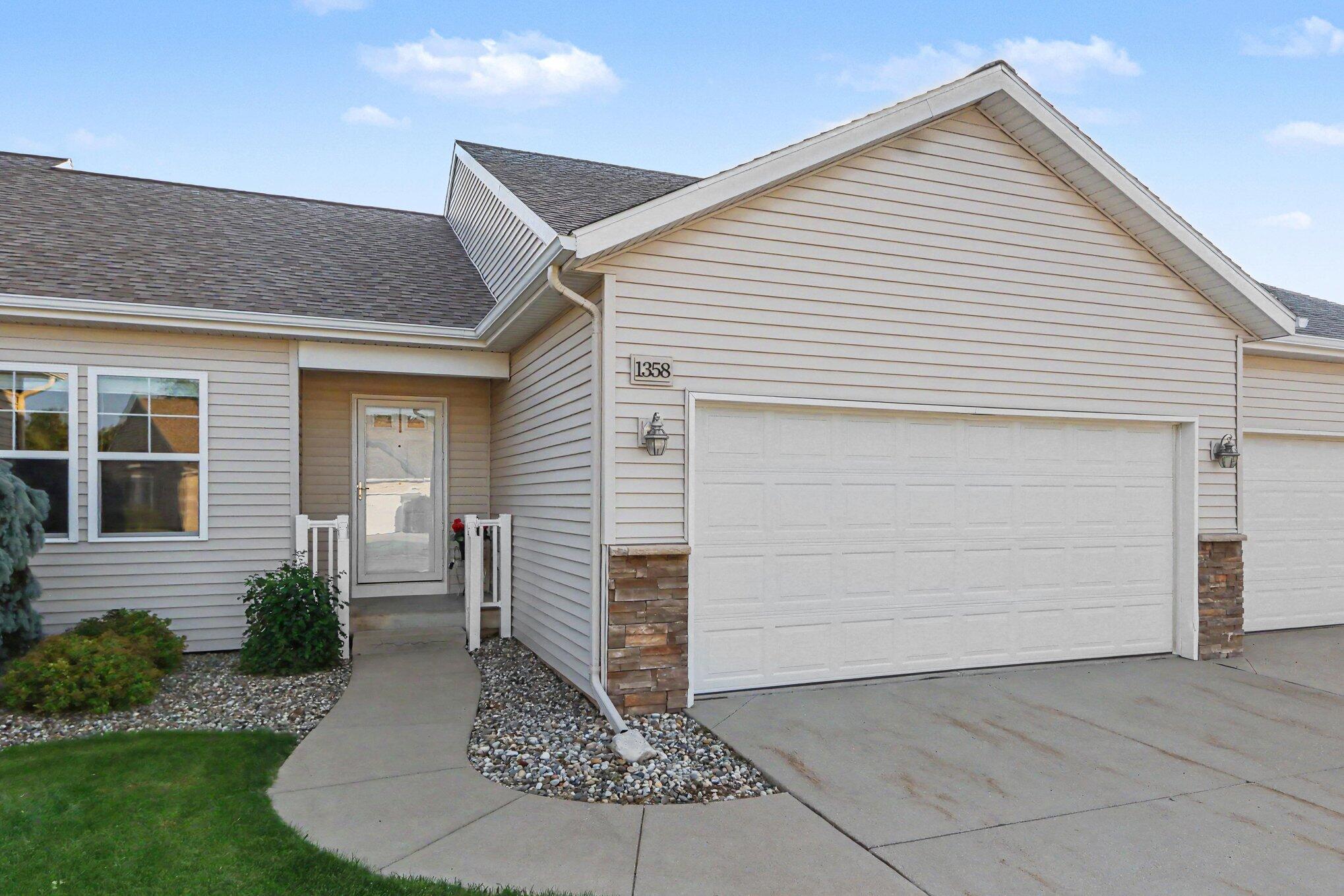 1358 S Village Circle Kalamazoo MI 49009