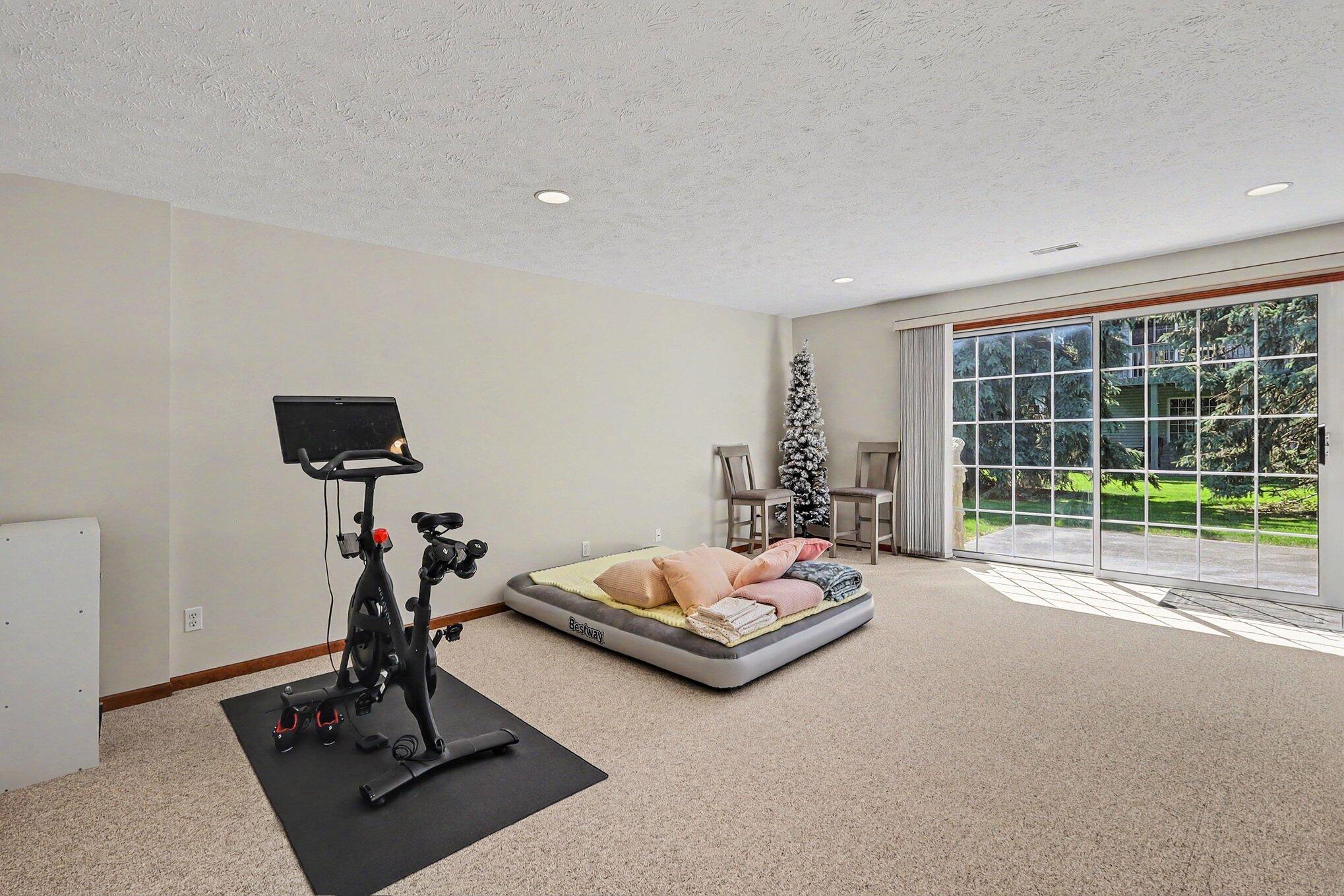 2839 Jewel Court Holland MI 49424
