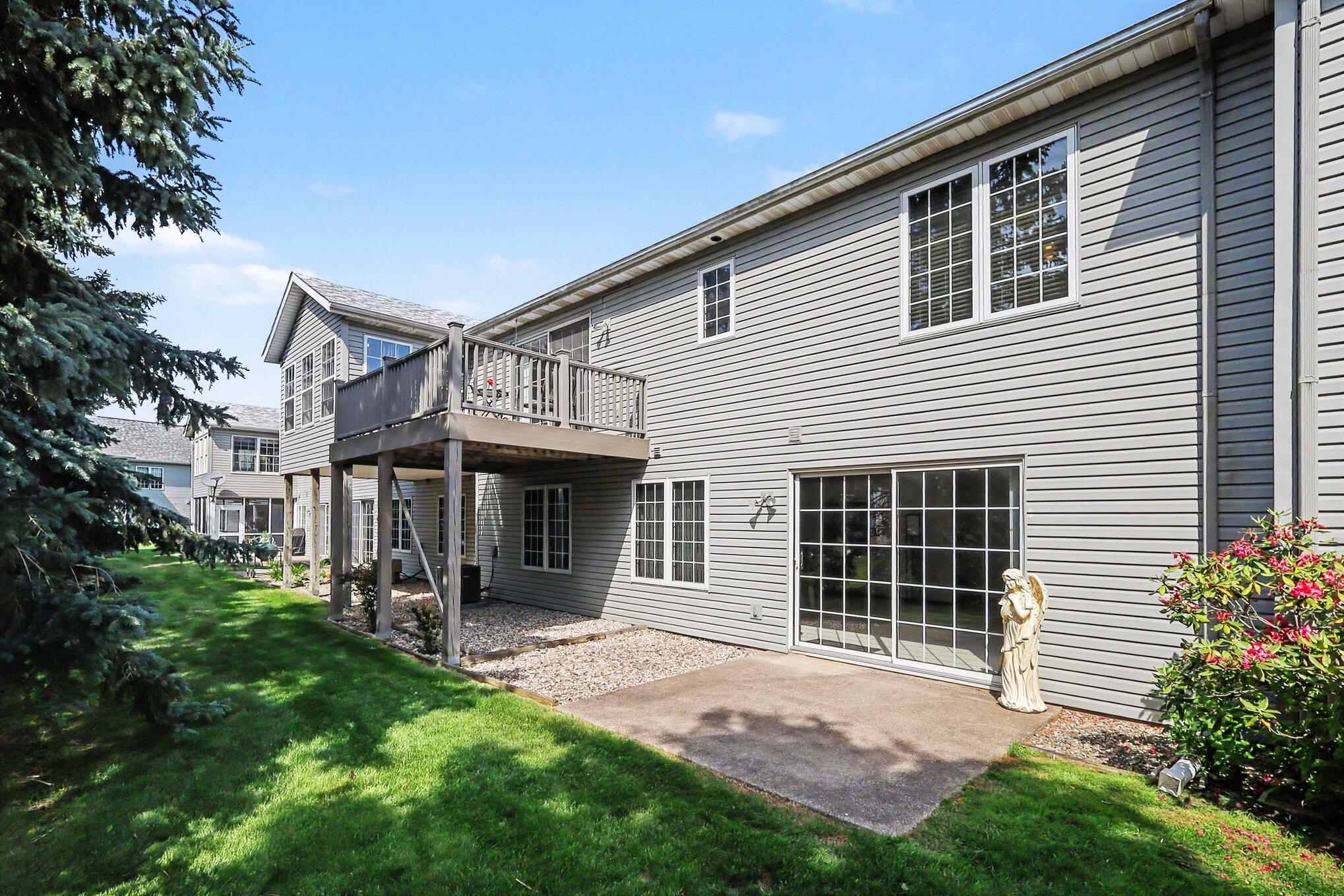 2839 Jewel Court Holland MI 49424