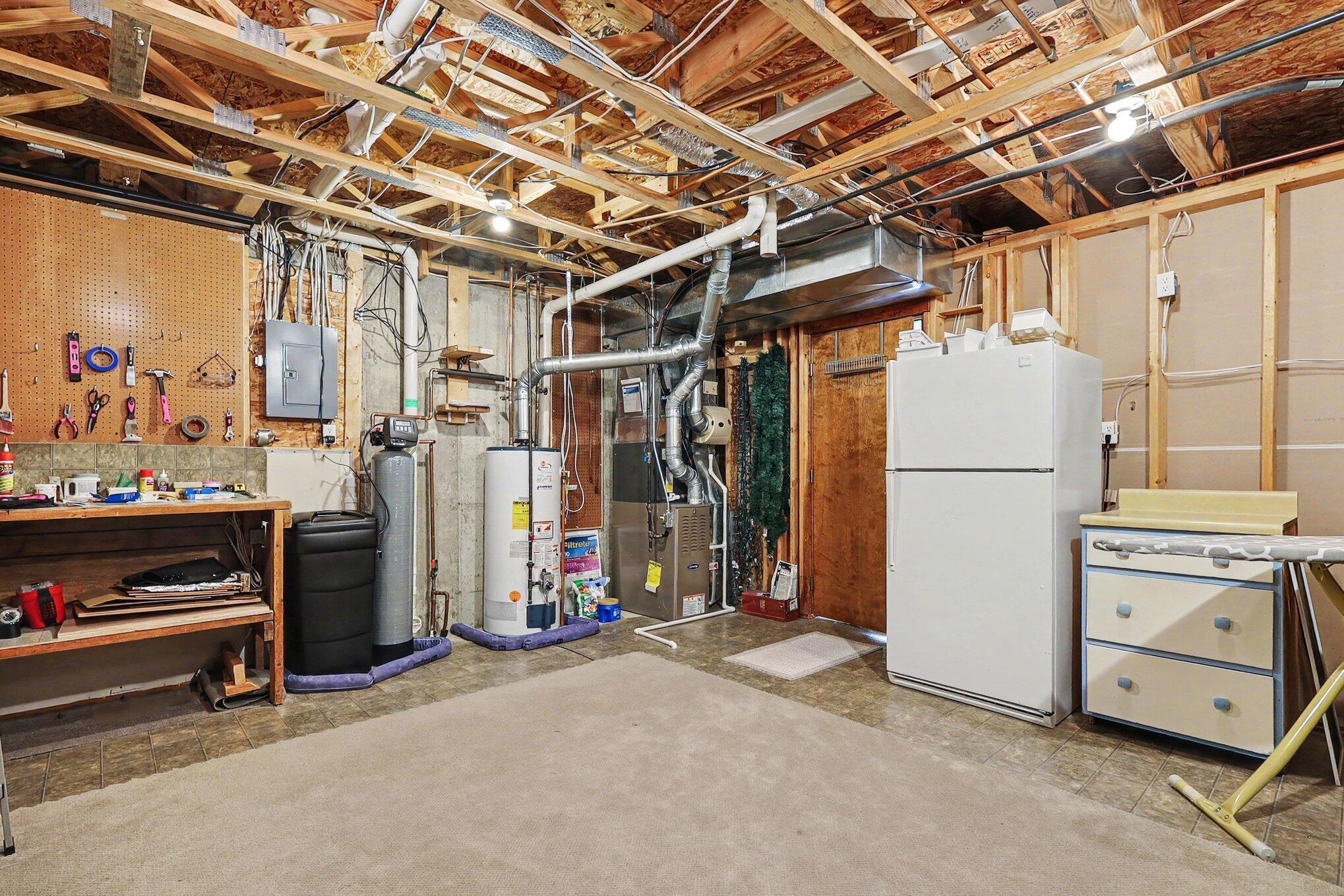 2839 Jewel Court Holland MI 49424