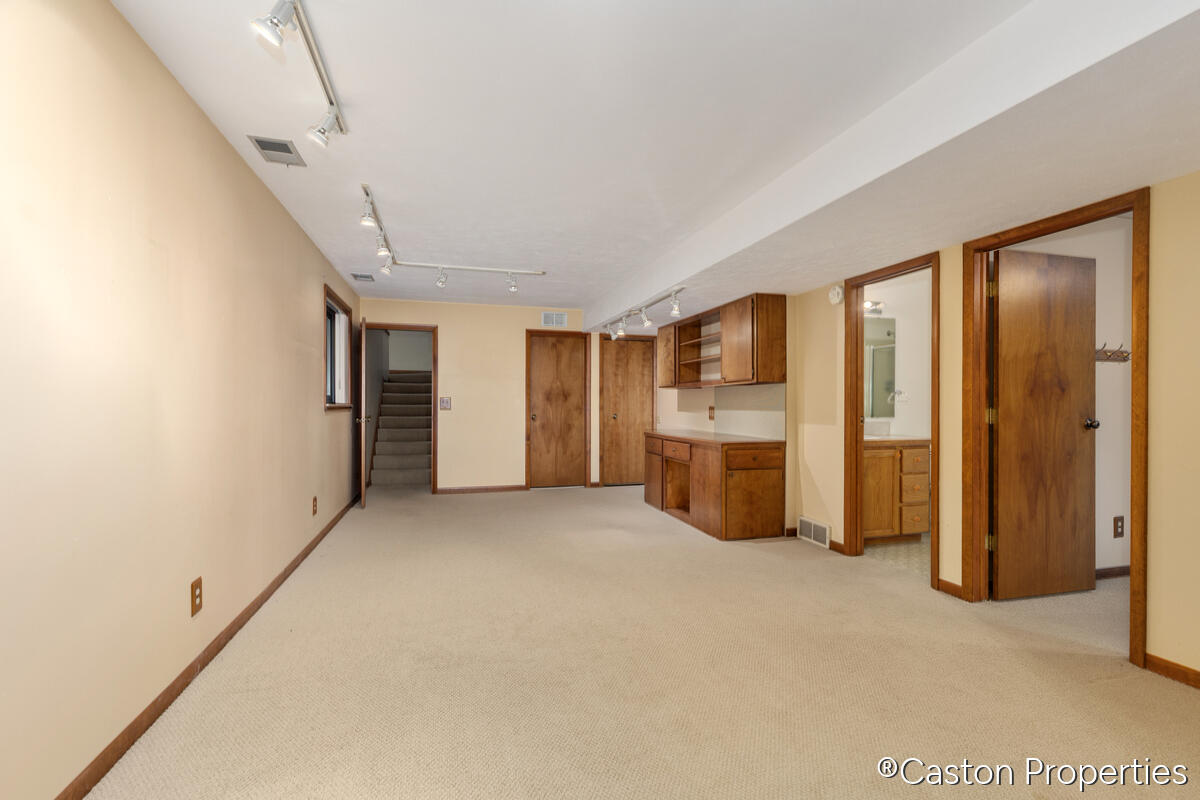 642 Bradford Place NE Grand Rapids MI 49525