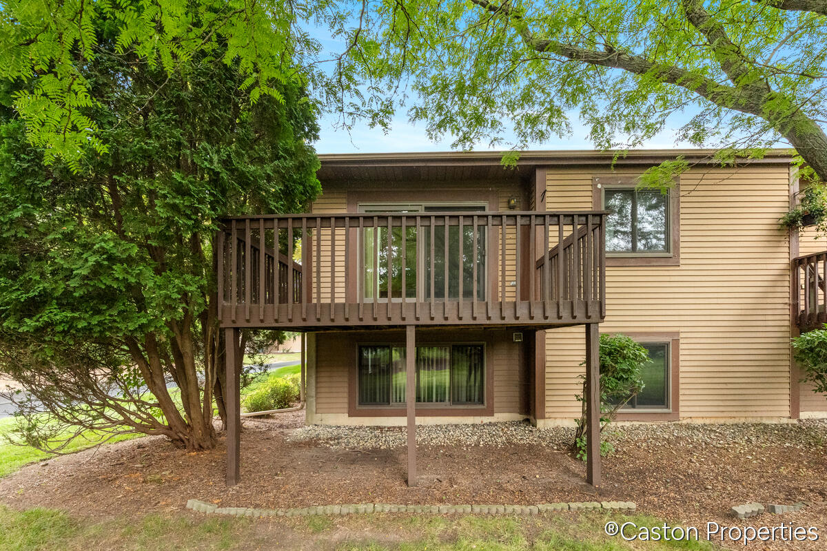 642 Bradford Place NE Grand Rapids MI 49525