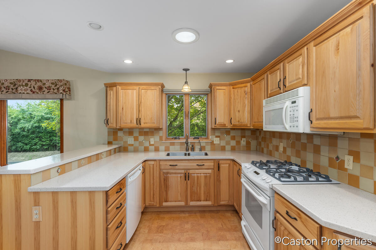 642 Bradford Place NE Grand Rapids MI 49525