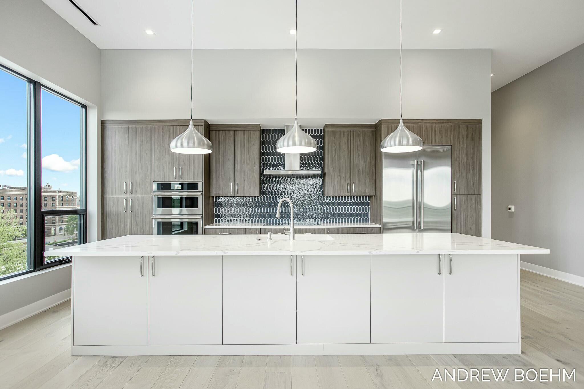 159 S River Avenue Holland MI 49423