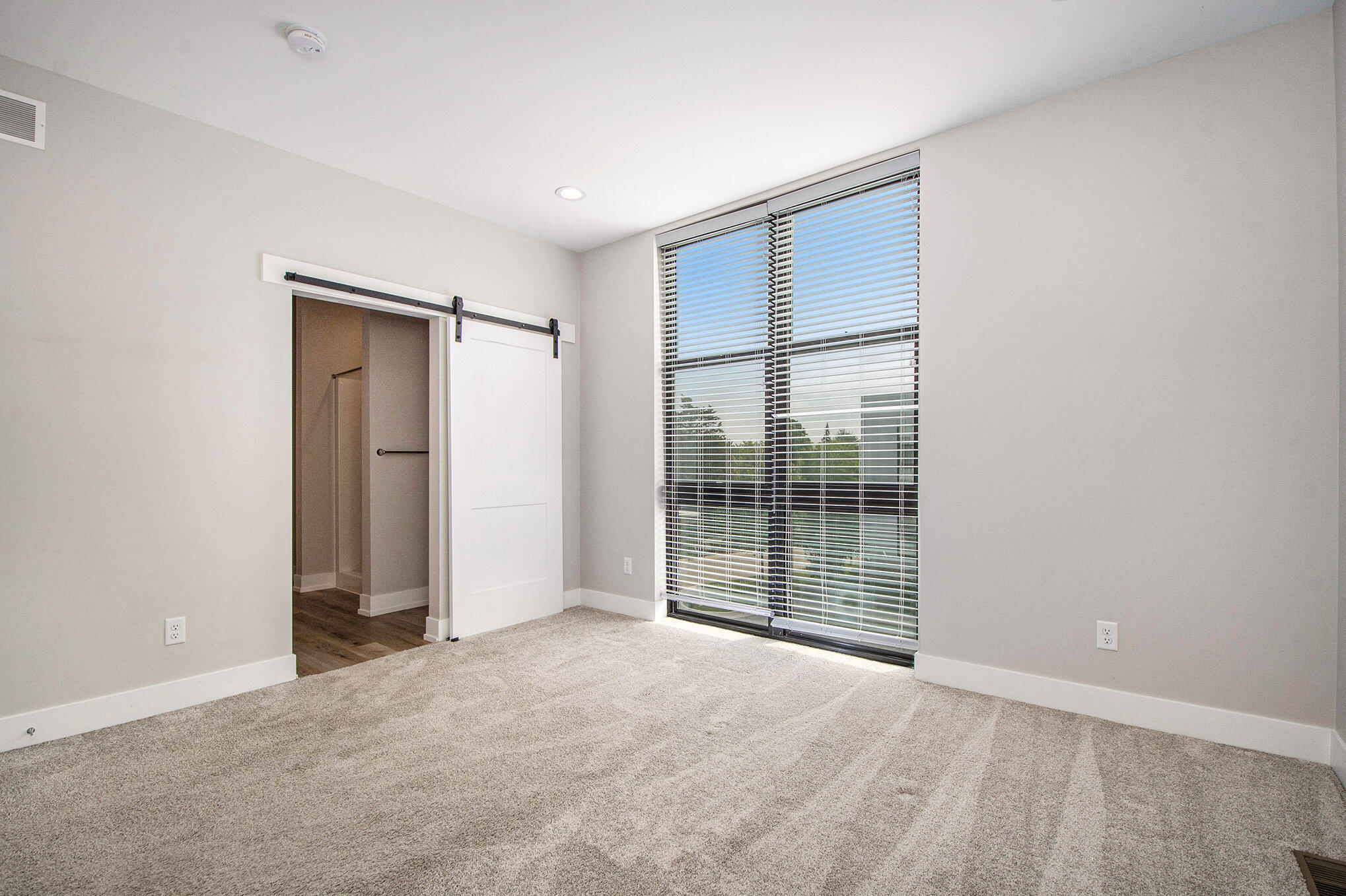 6015 Port View Drive SE Grand Rapids MI 49512