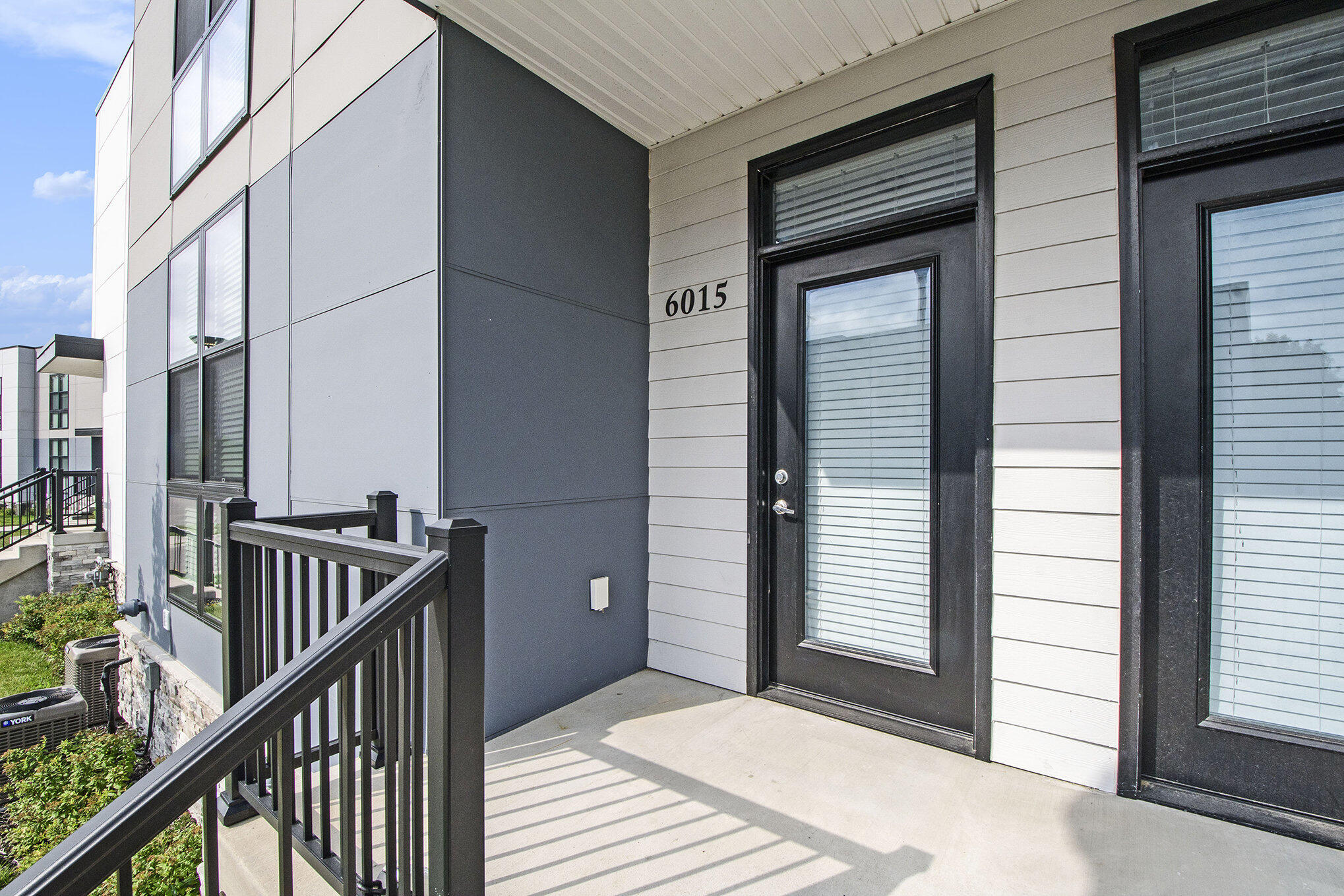 6015 Port View Drive SE Grand Rapids MI 49512