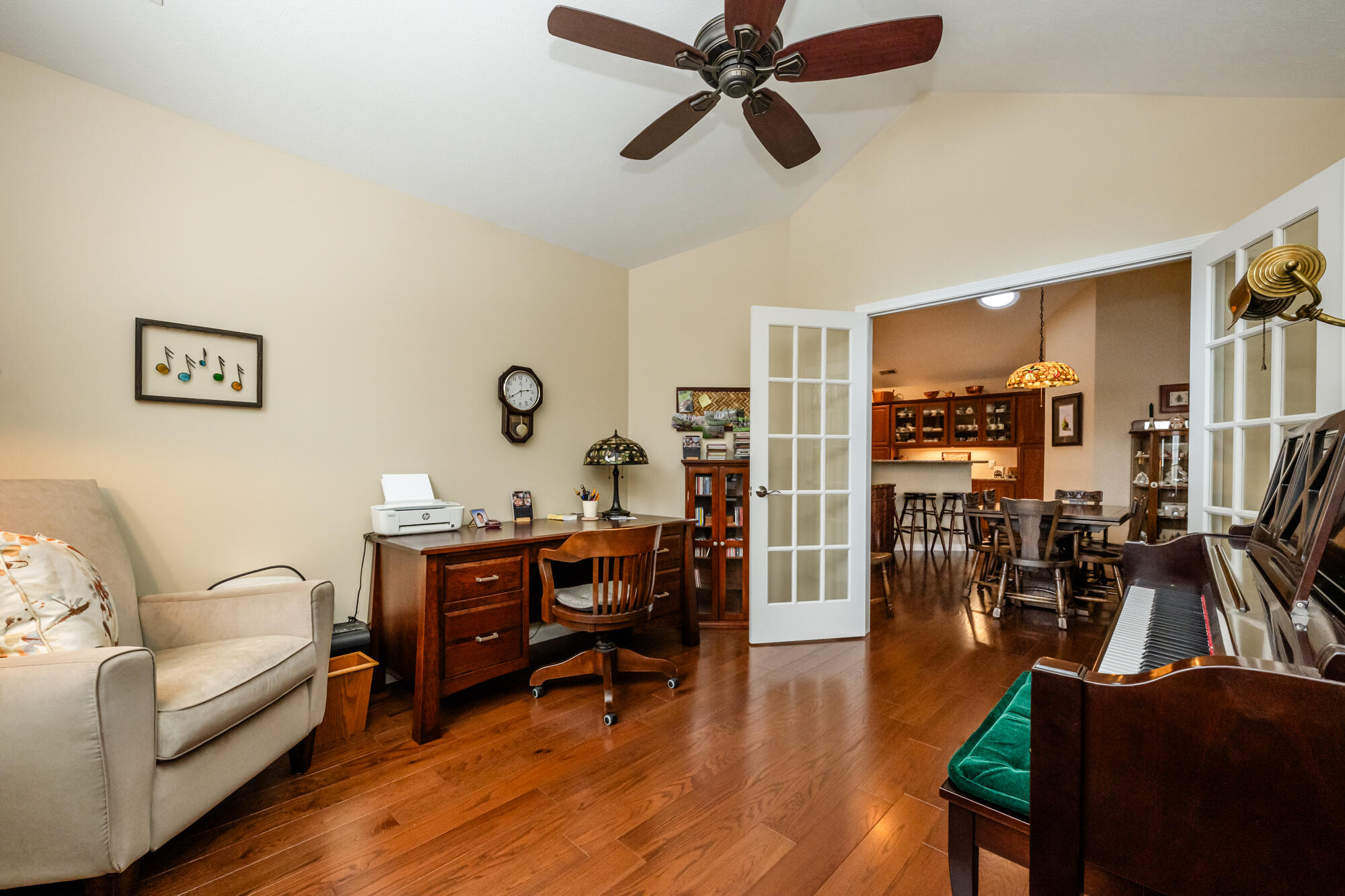 3061 Riverview Lane Benton Harbor MI 49022
