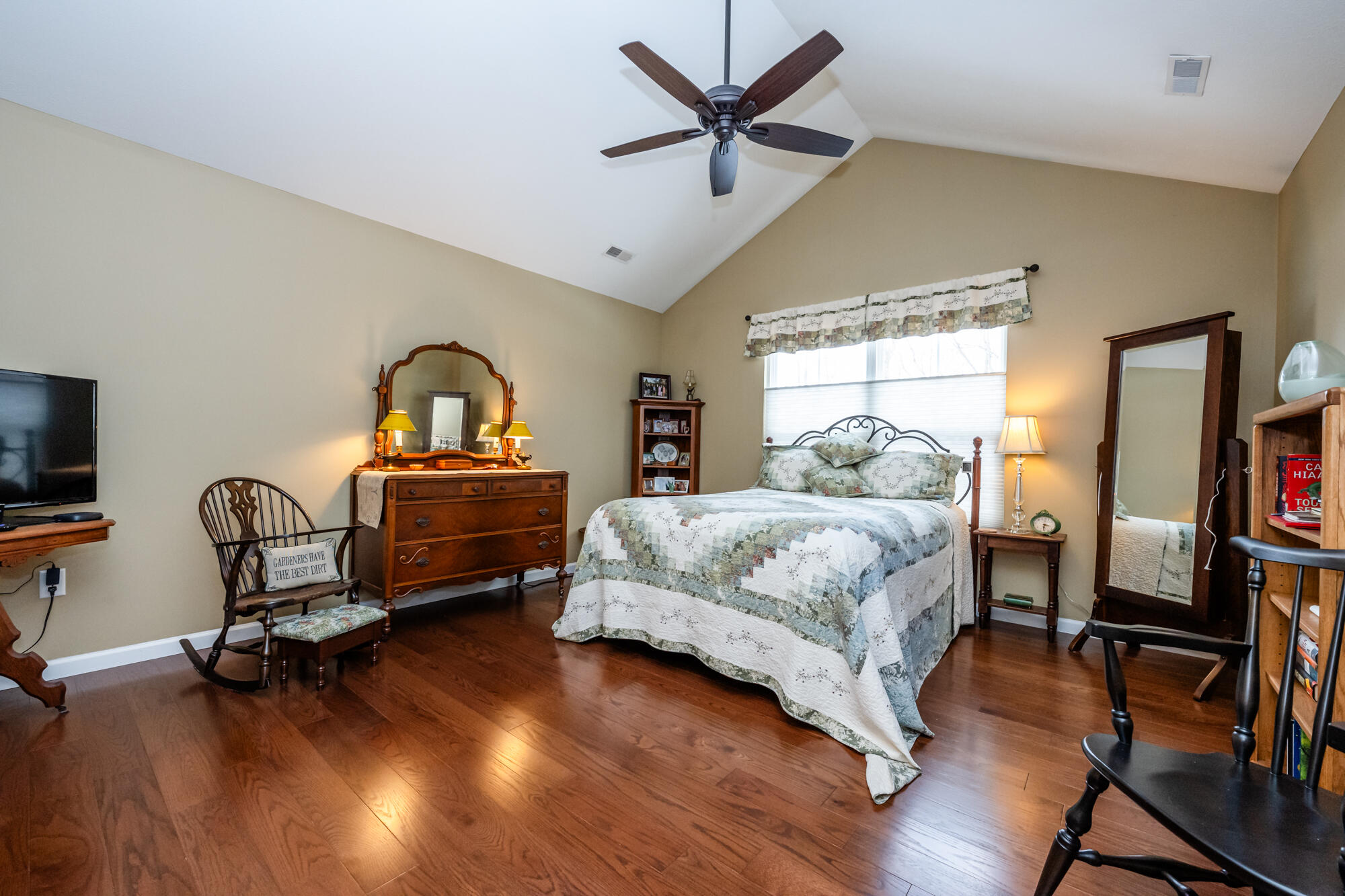 3061 Riverview Lane Benton Harbor MI 49022