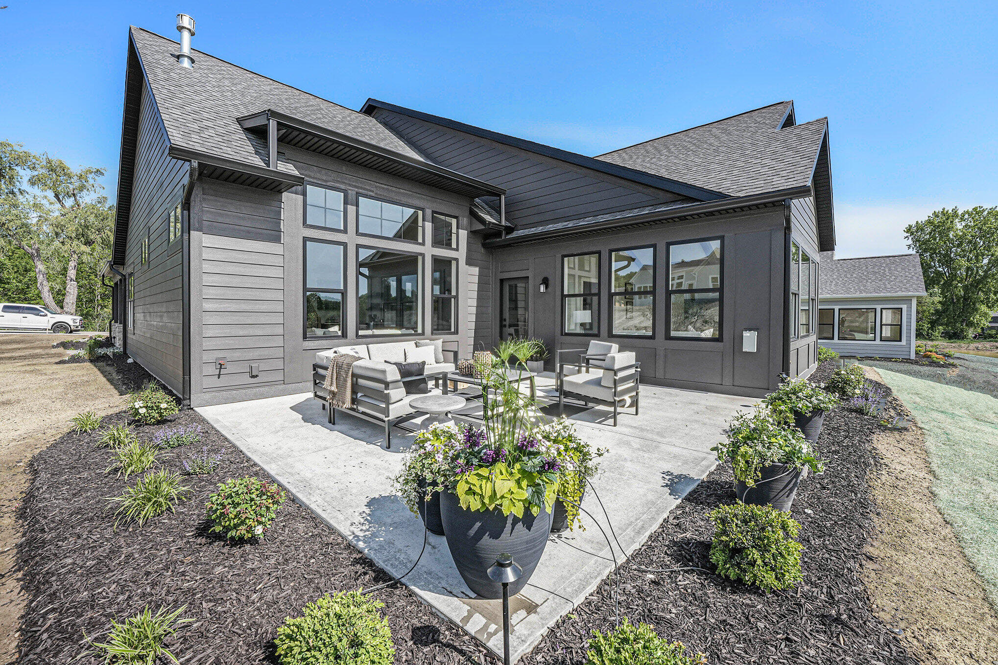 2291 Knapp Bluff Court NE Grand Rapids MI 49525