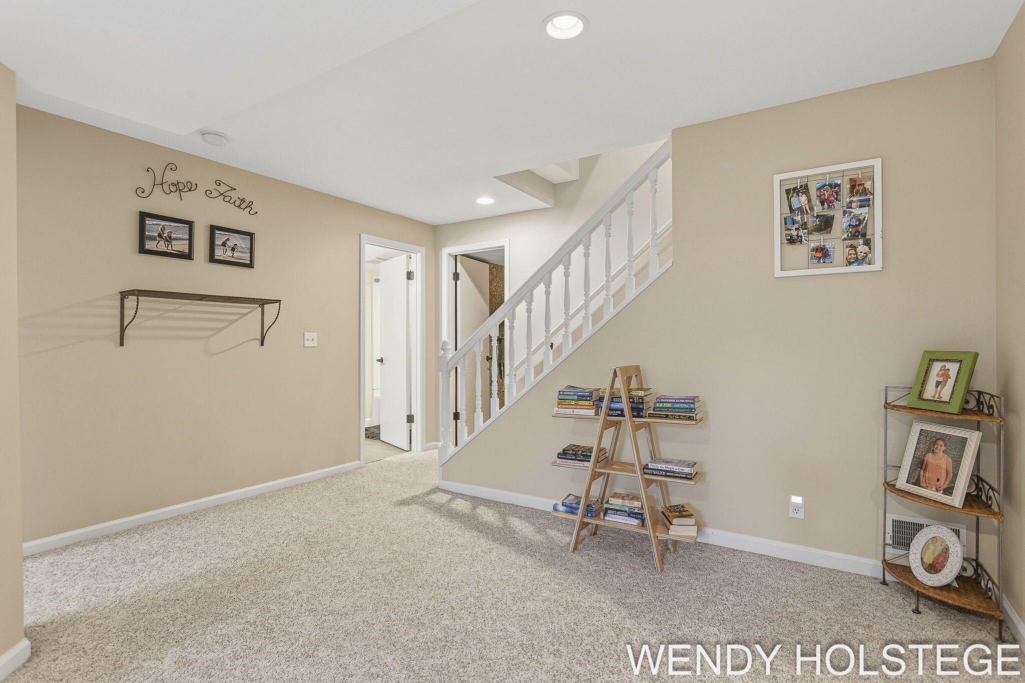 859 Creekridge Drive Holland MI 49423