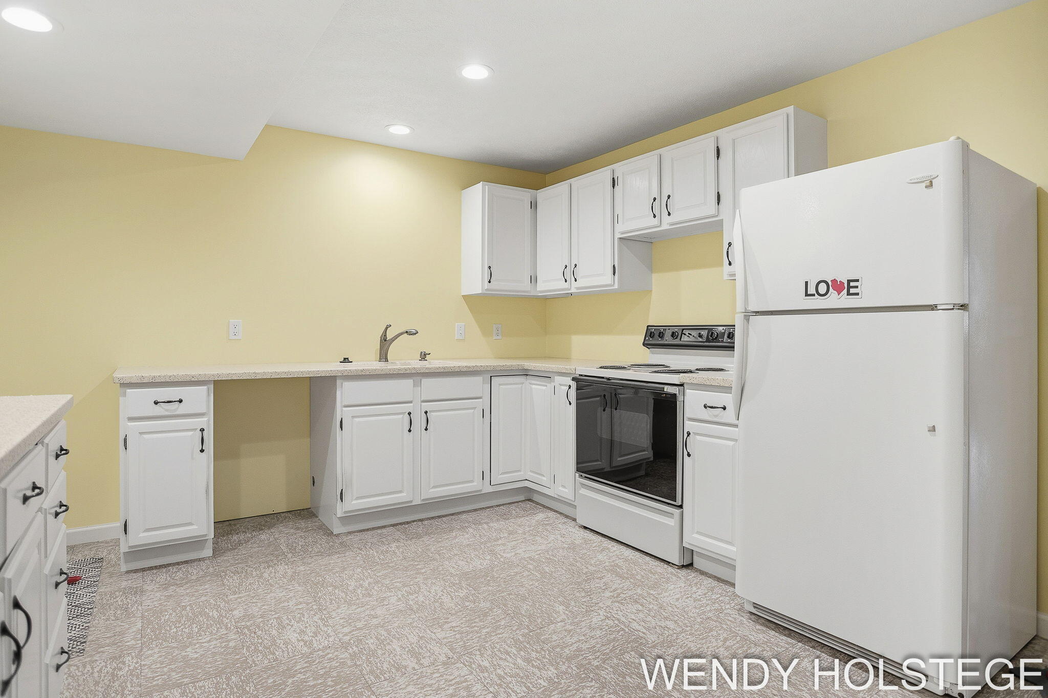 859 Creekridge Drive Holland MI 49423