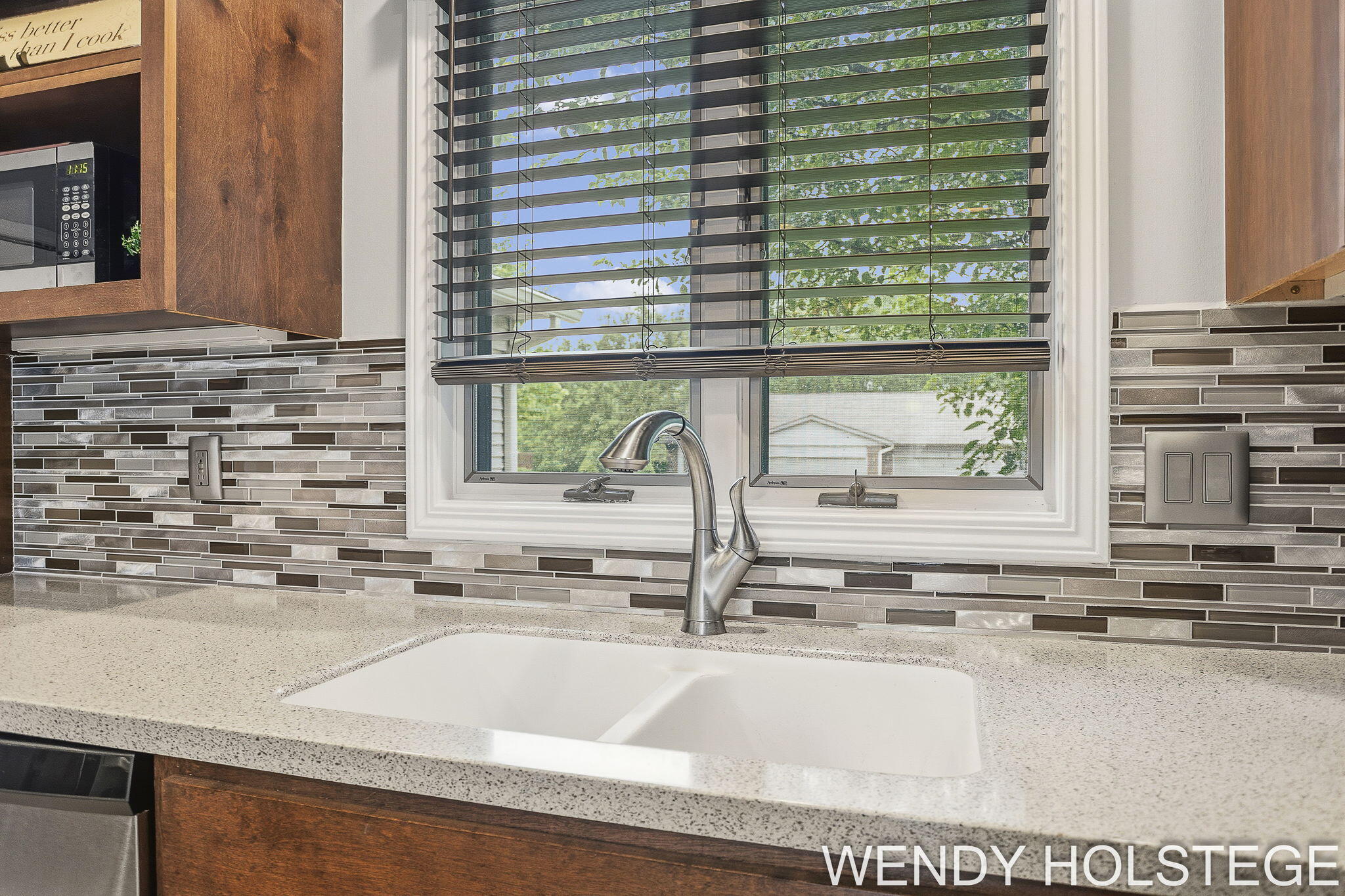 859 Creekridge Drive Holland MI 49423