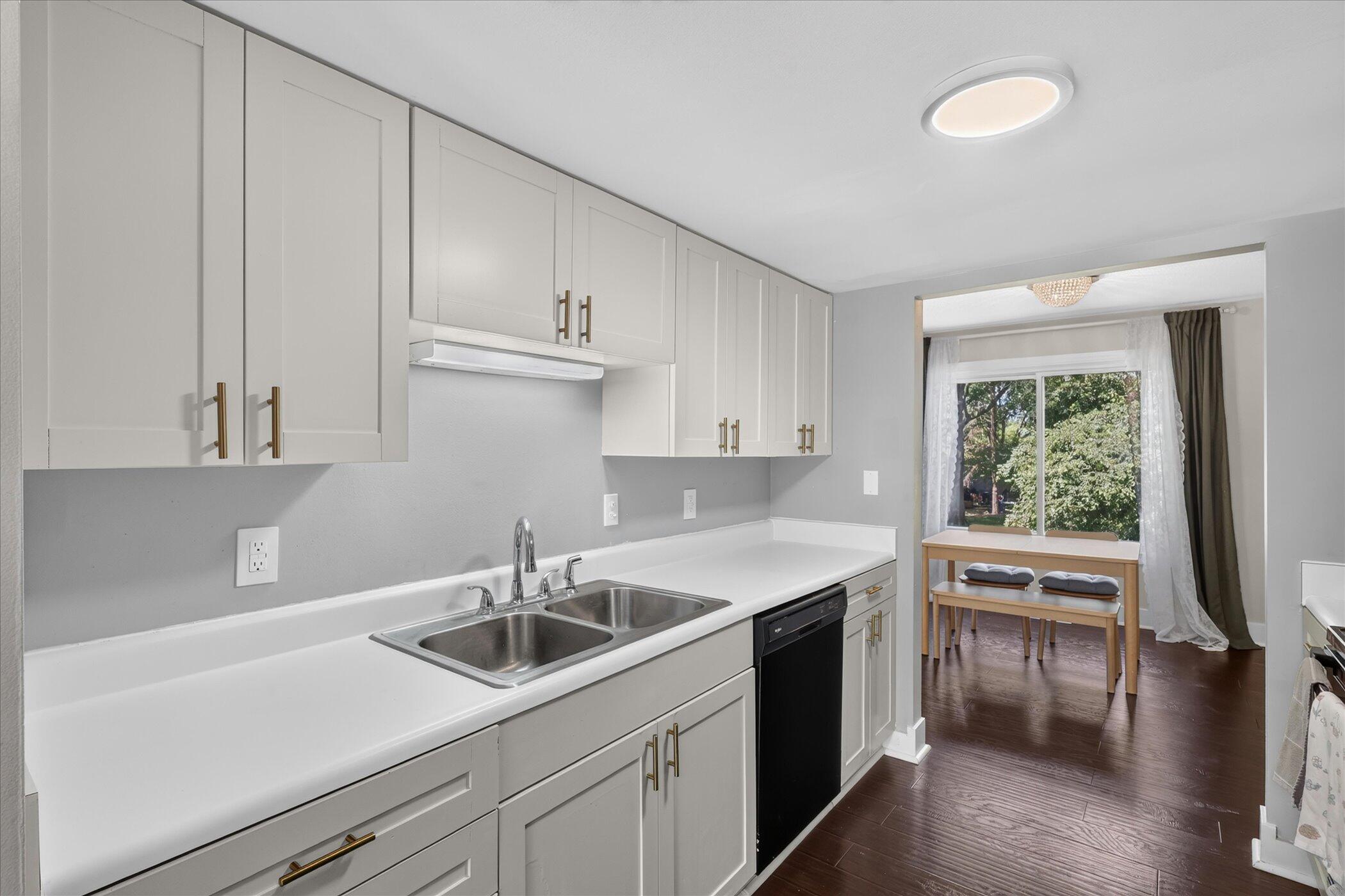 2437 Hampton Court SE Grand Rapids MI 49546