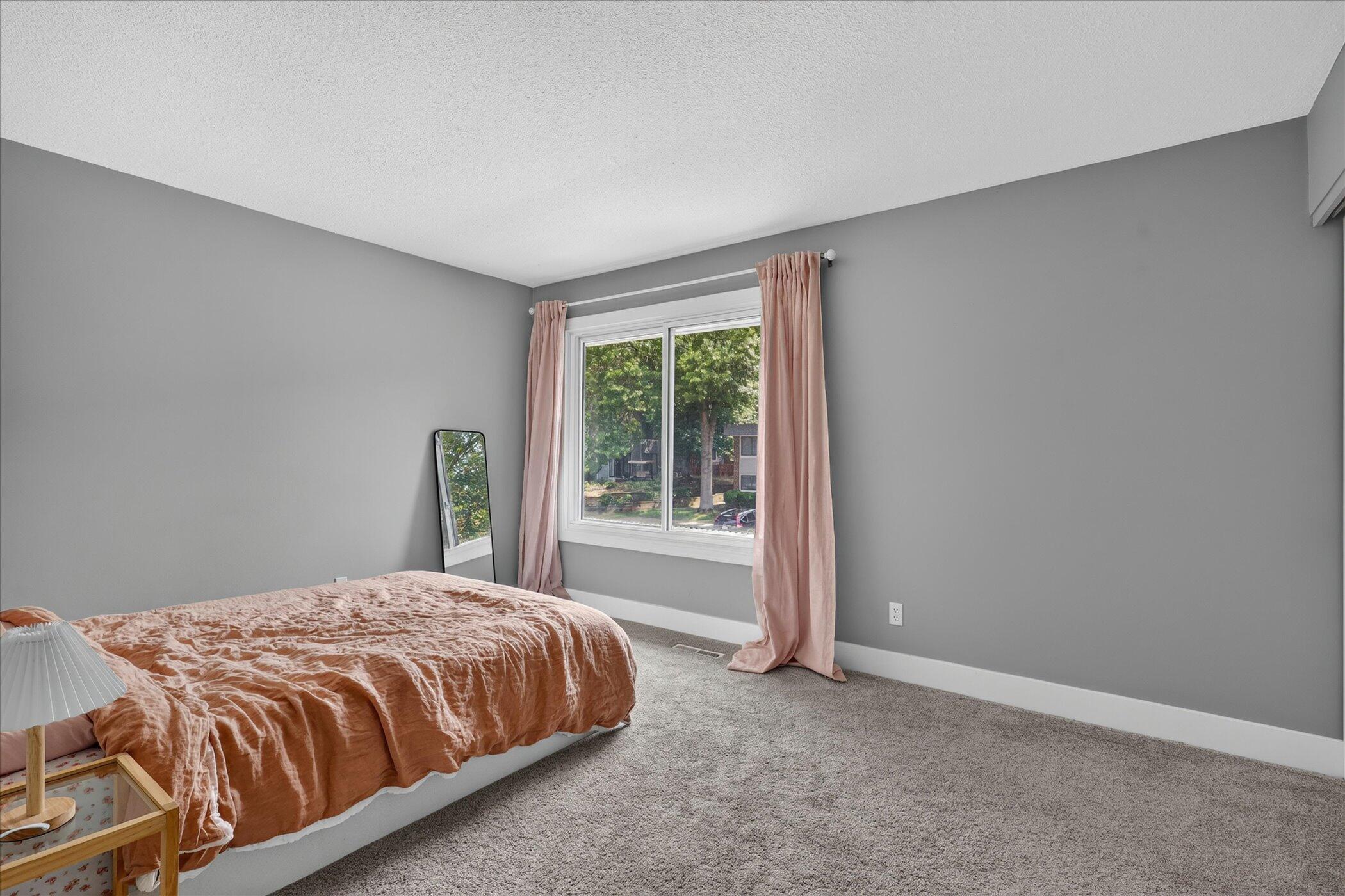 2437 Hampton Court SE Grand Rapids MI 49546