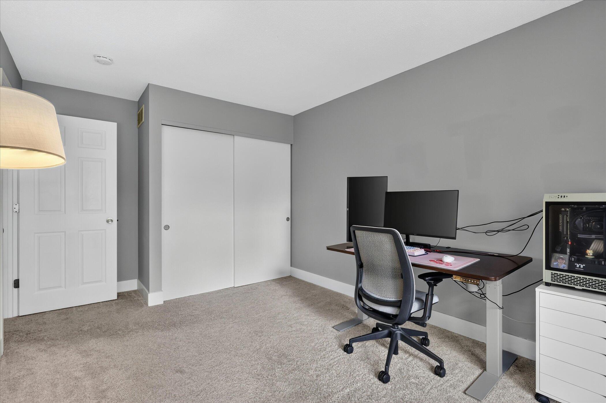 2437 Hampton Court SE Grand Rapids MI 49546