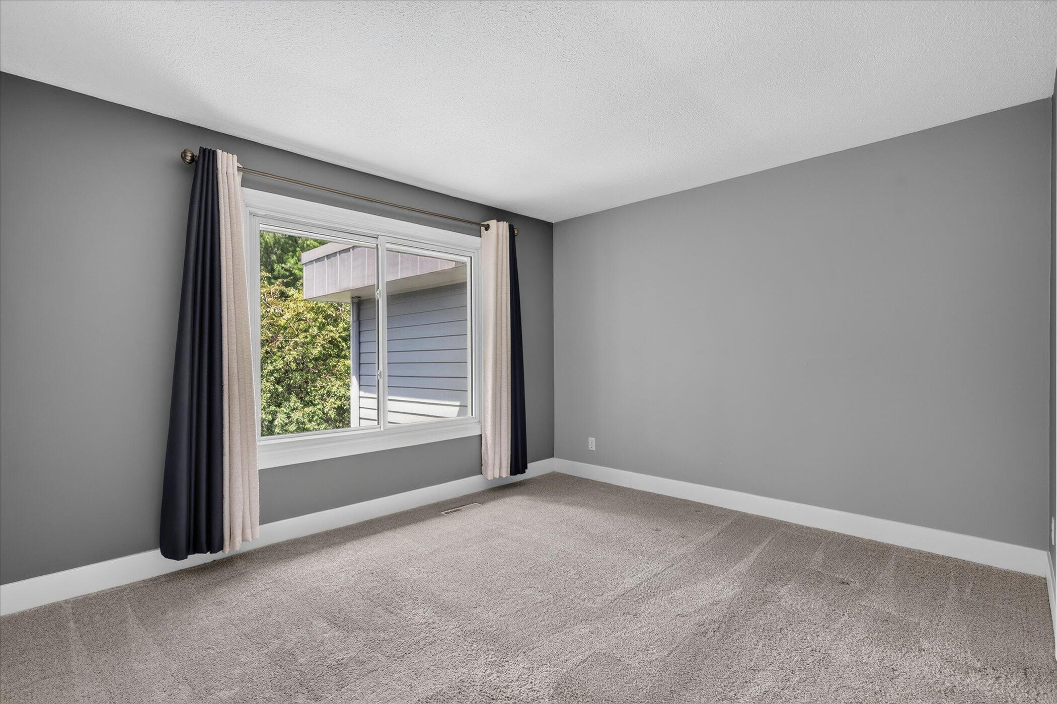2437 Hampton Court SE Grand Rapids MI 49546