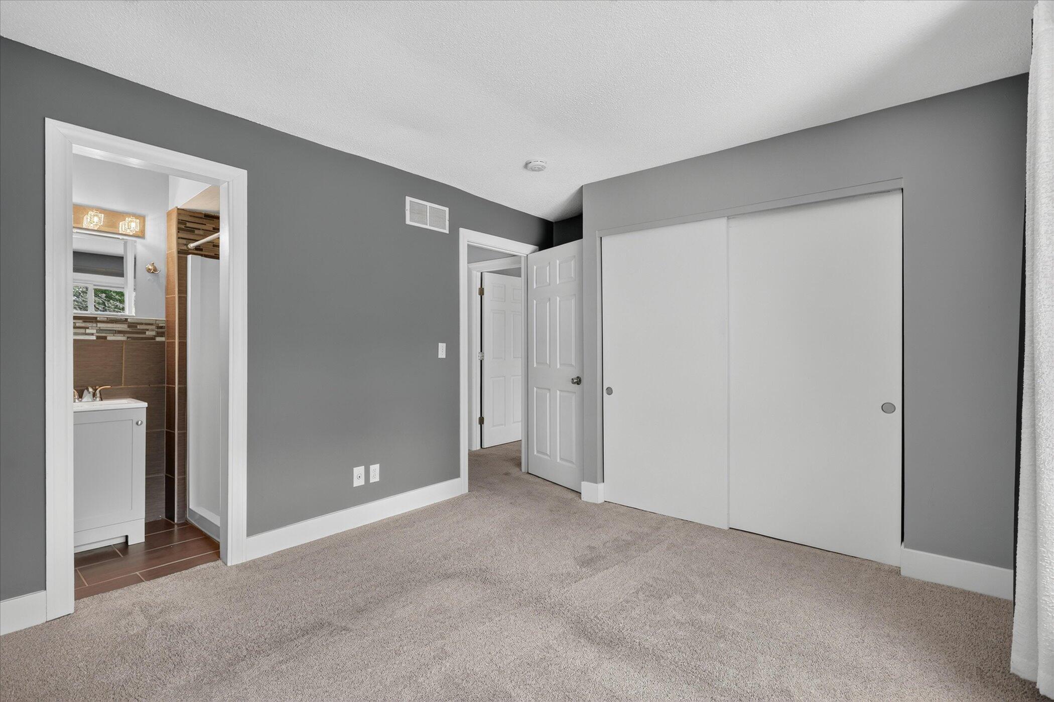 2437 Hampton Court SE Grand Rapids MI 49546