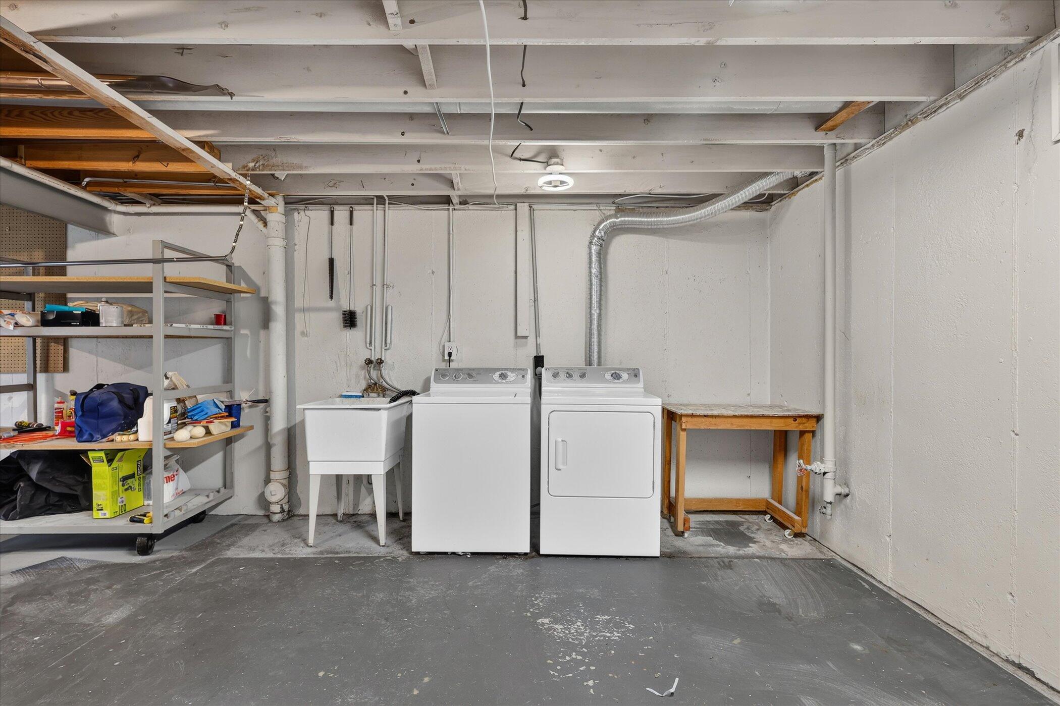 2437 Hampton Court SE Grand Rapids MI 49546