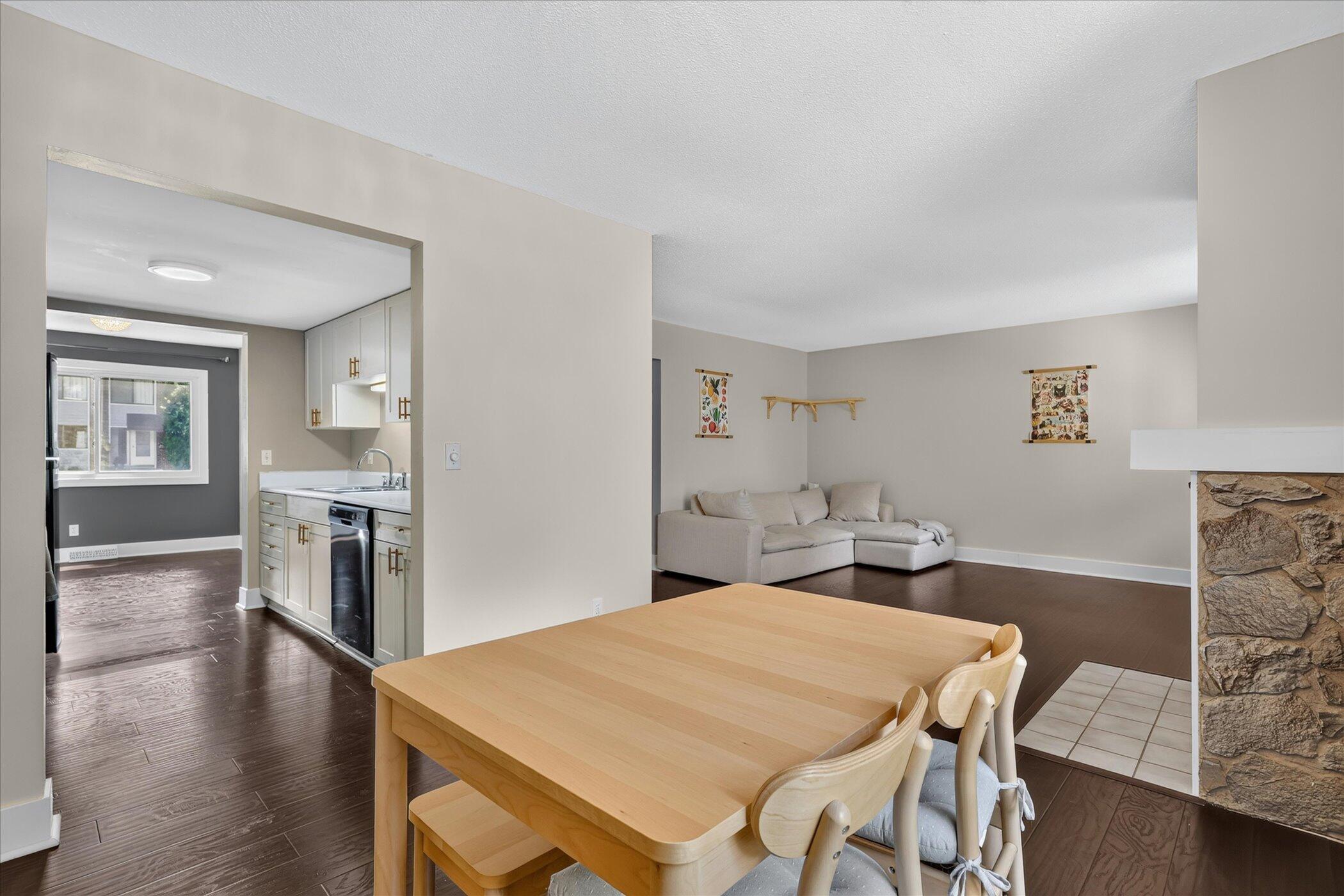 2437 Hampton Court SE Grand Rapids MI 49546