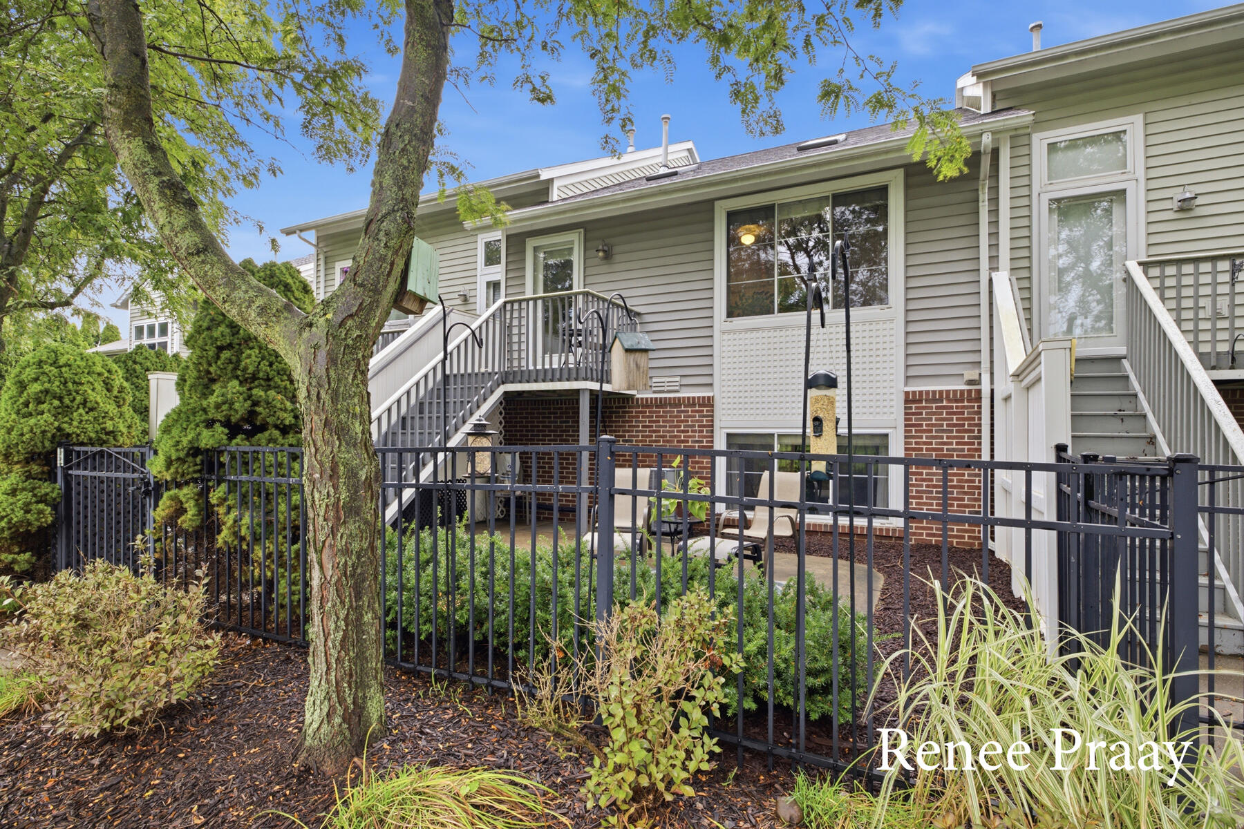 308 Northeast Crossing Holland MI 49423