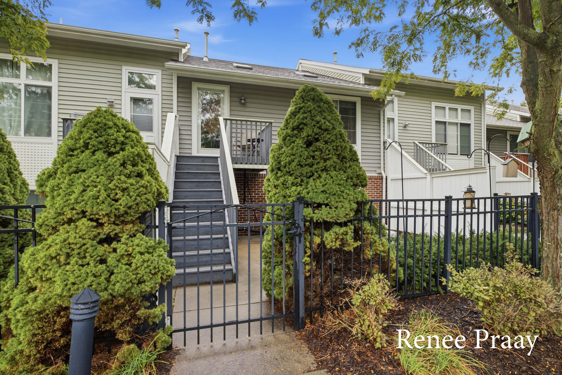 308 Northeast Crossing Holland MI 49423