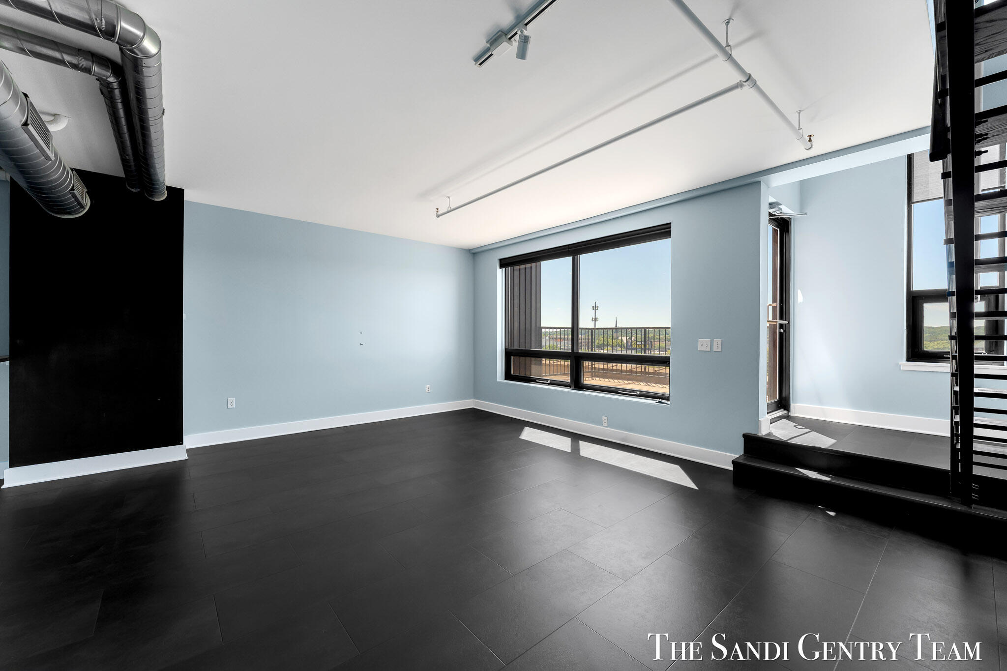 600 Broadway Avenue NW Grand Rapids MI 49504
