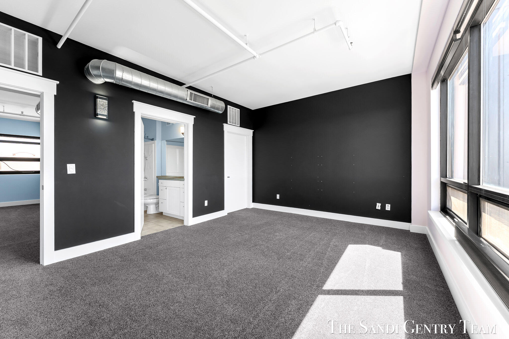 600 Broadway Avenue NW Grand Rapids MI 49504