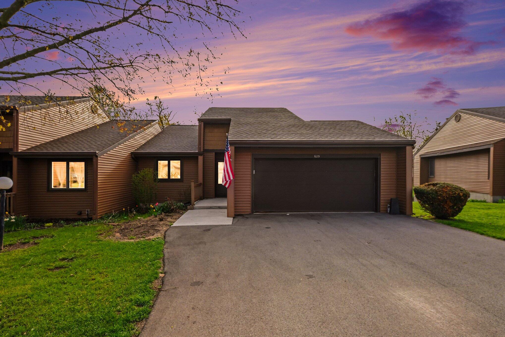 625 Maple Creek Drive Holland MI 49423