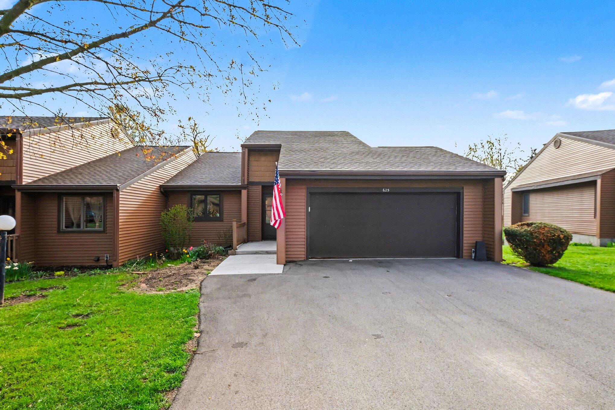 625 Maple Creek Drive Holland MI 49423