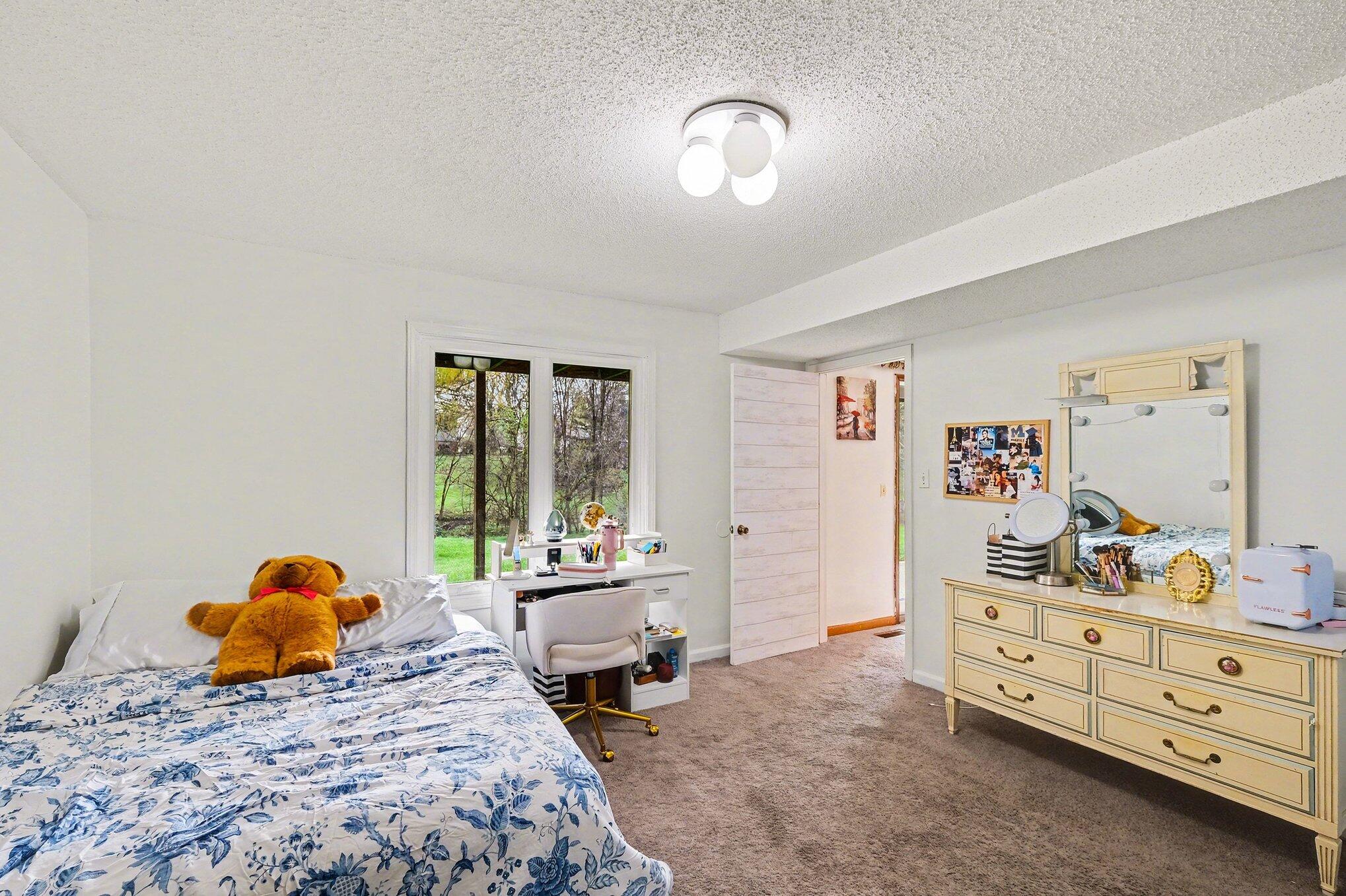 625 Maple Creek Drive Holland MI 49423