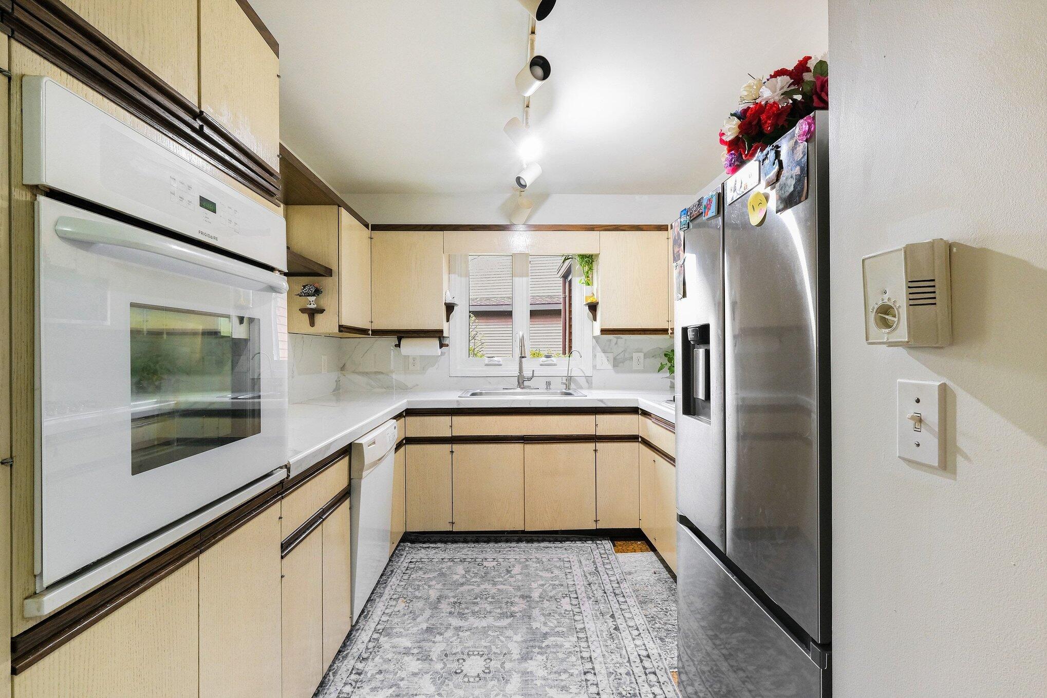 625 Maple Creek Drive Holland MI 49423