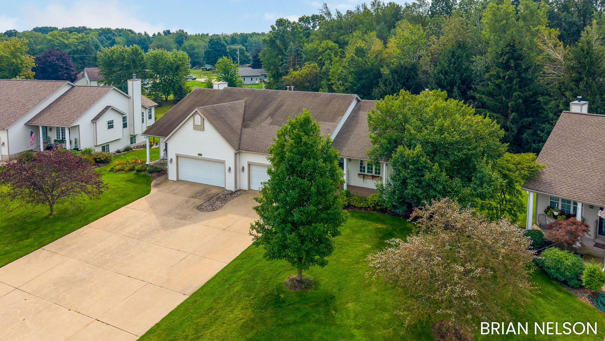 14462 Twin Oaks Street Holland MI 49424