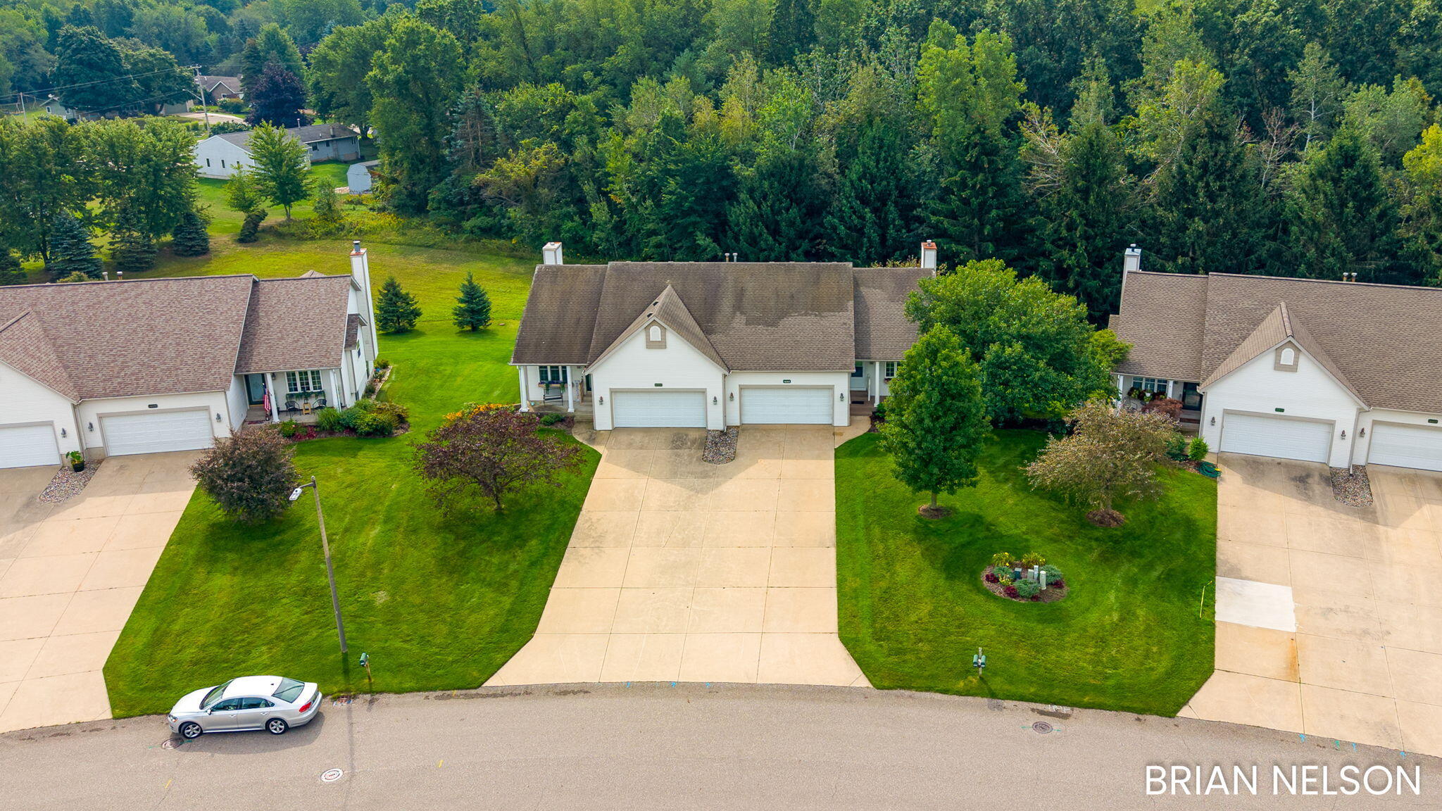 14462 Twin Oaks Street Holland MI 49424