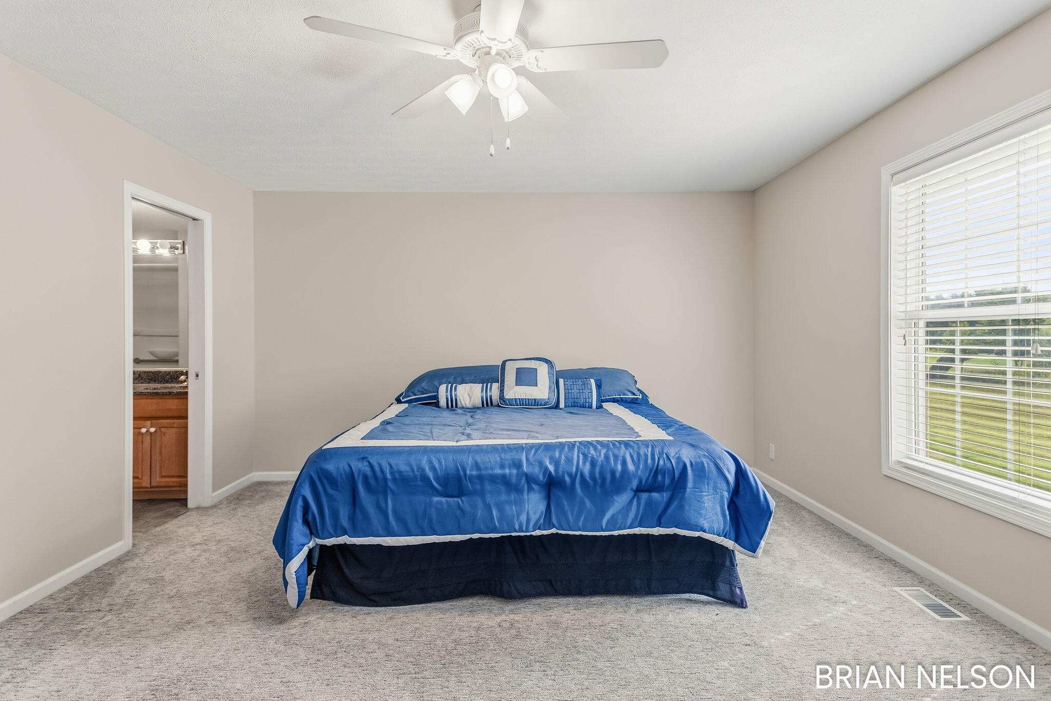14462 Twin Oaks Street Holland MI 49424