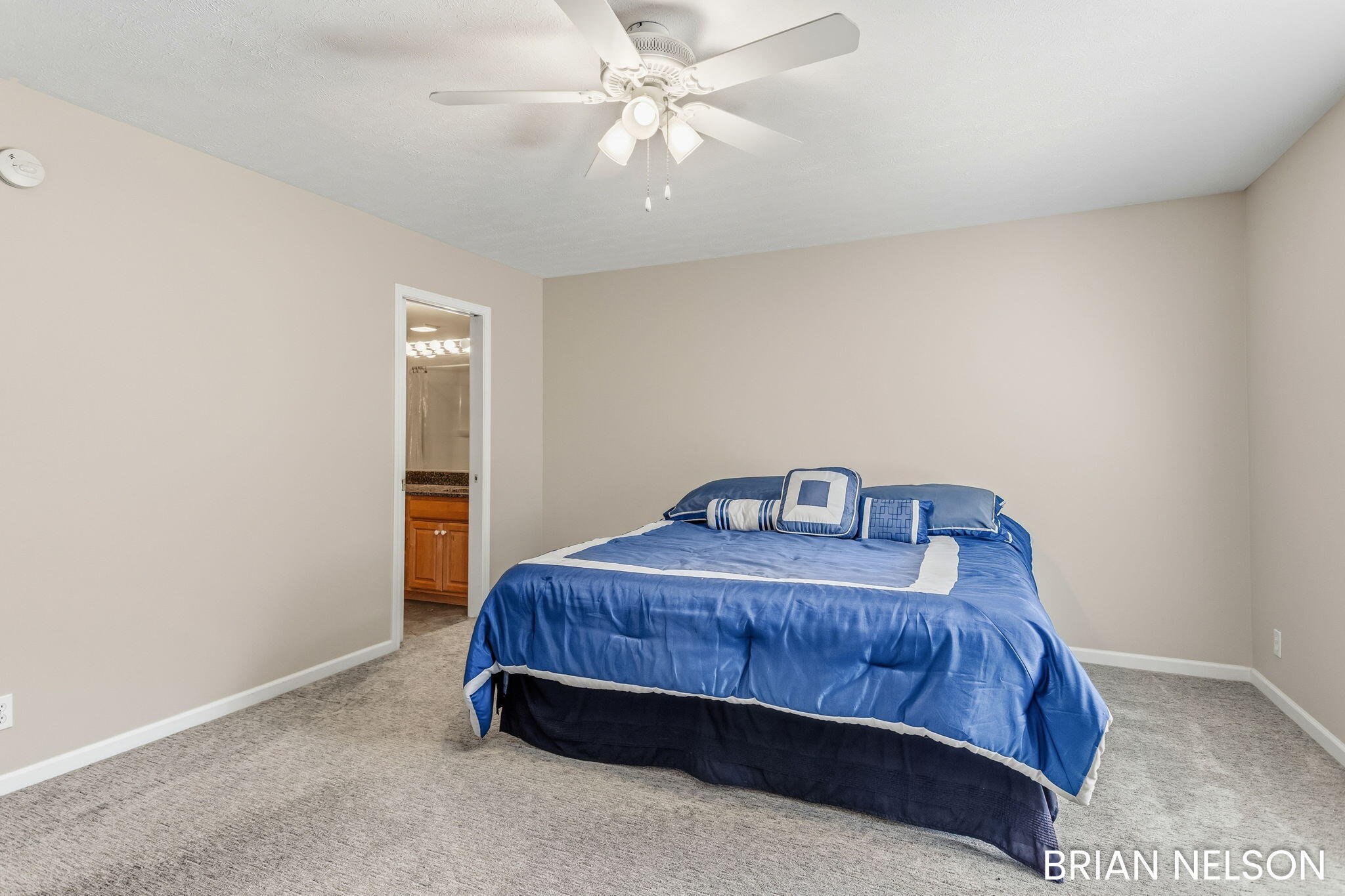 14462 Twin Oaks Street Holland MI 49424