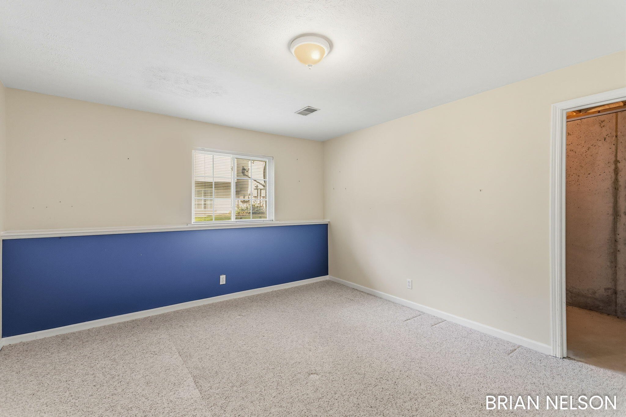 14462 Twin Oaks Street Holland MI 49424