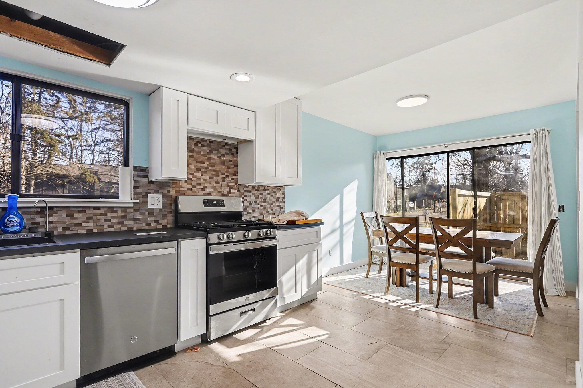 209 Paisley Court Kalamazoo MI 49007