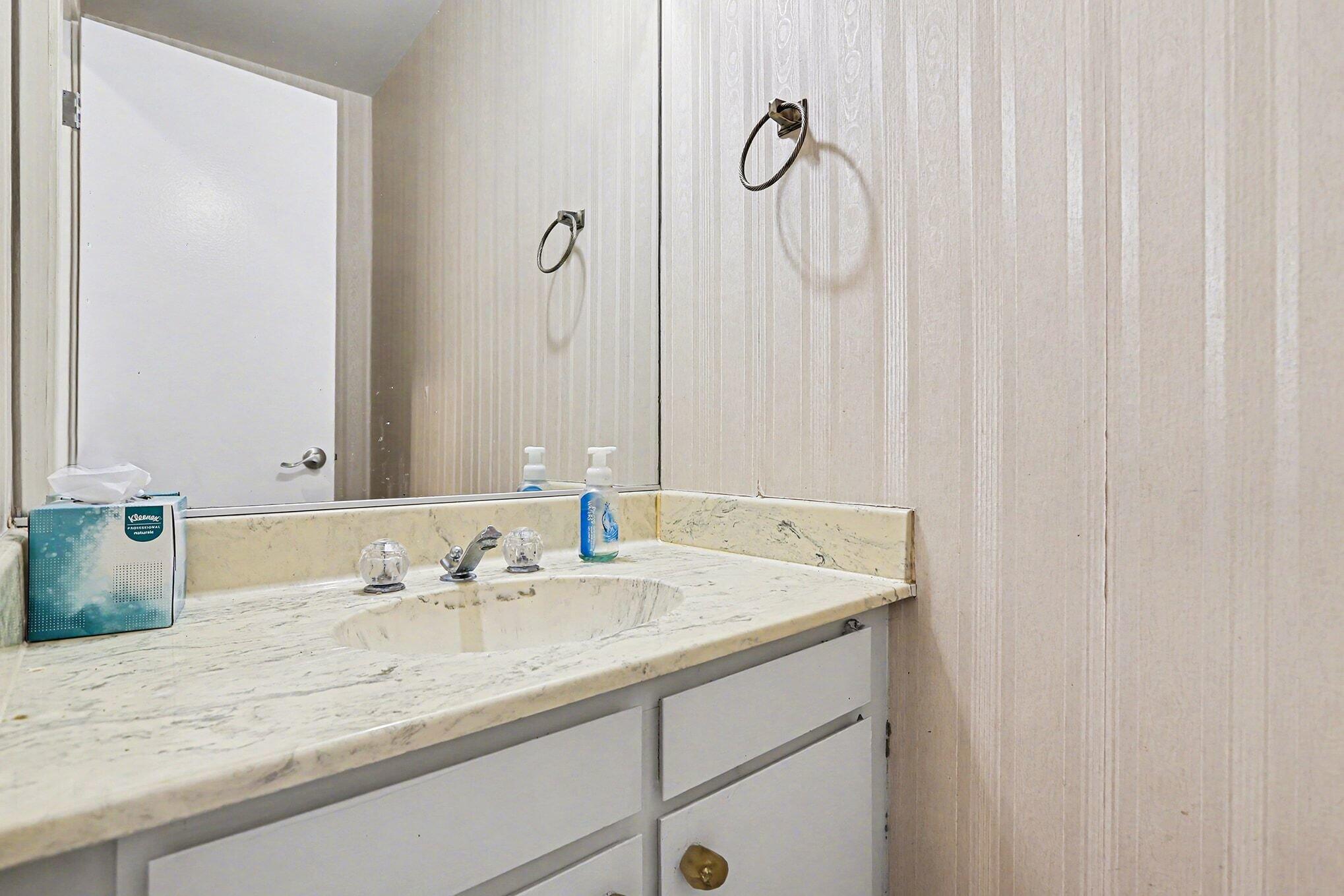 209 Paisley Court Kalamazoo MI 49007
