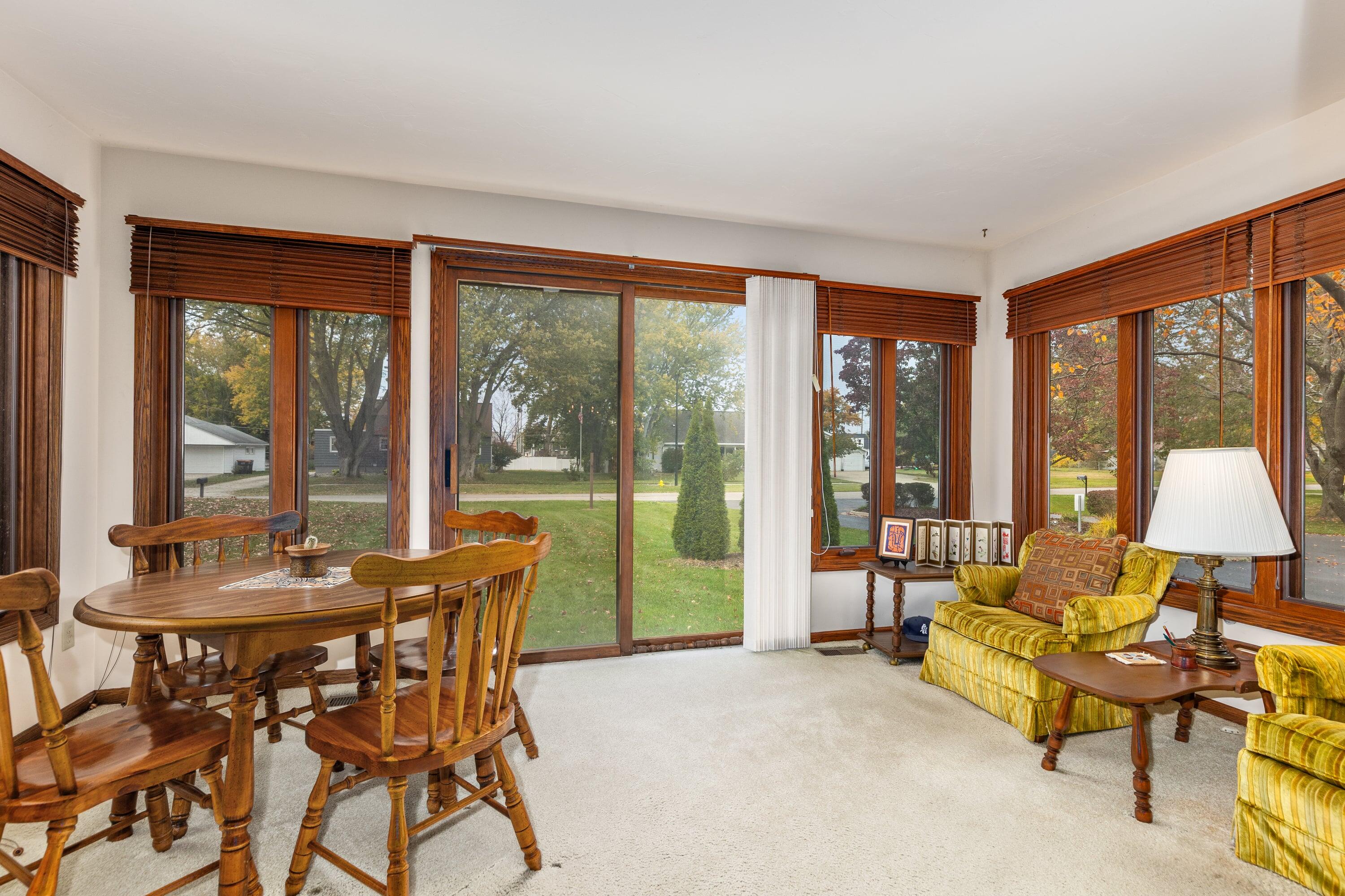 279 Chatham Avenue Holland MI 49423