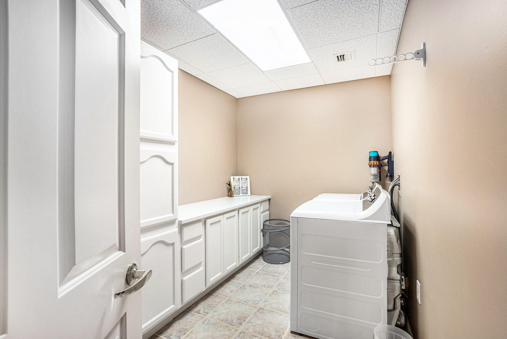 2964 Lakeshore Drive Muskegon MI 49441