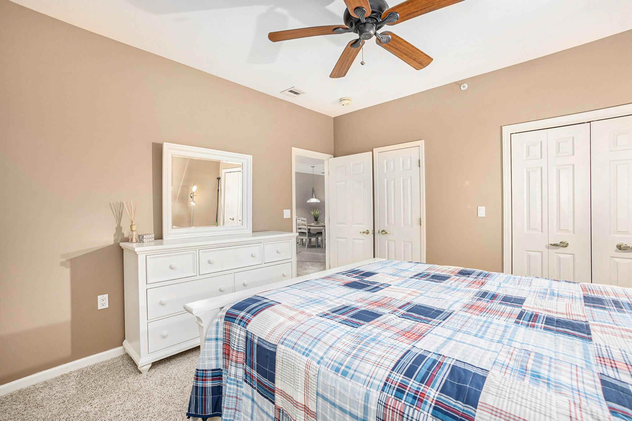 2964 Lakeshore Drive Muskegon MI 49441