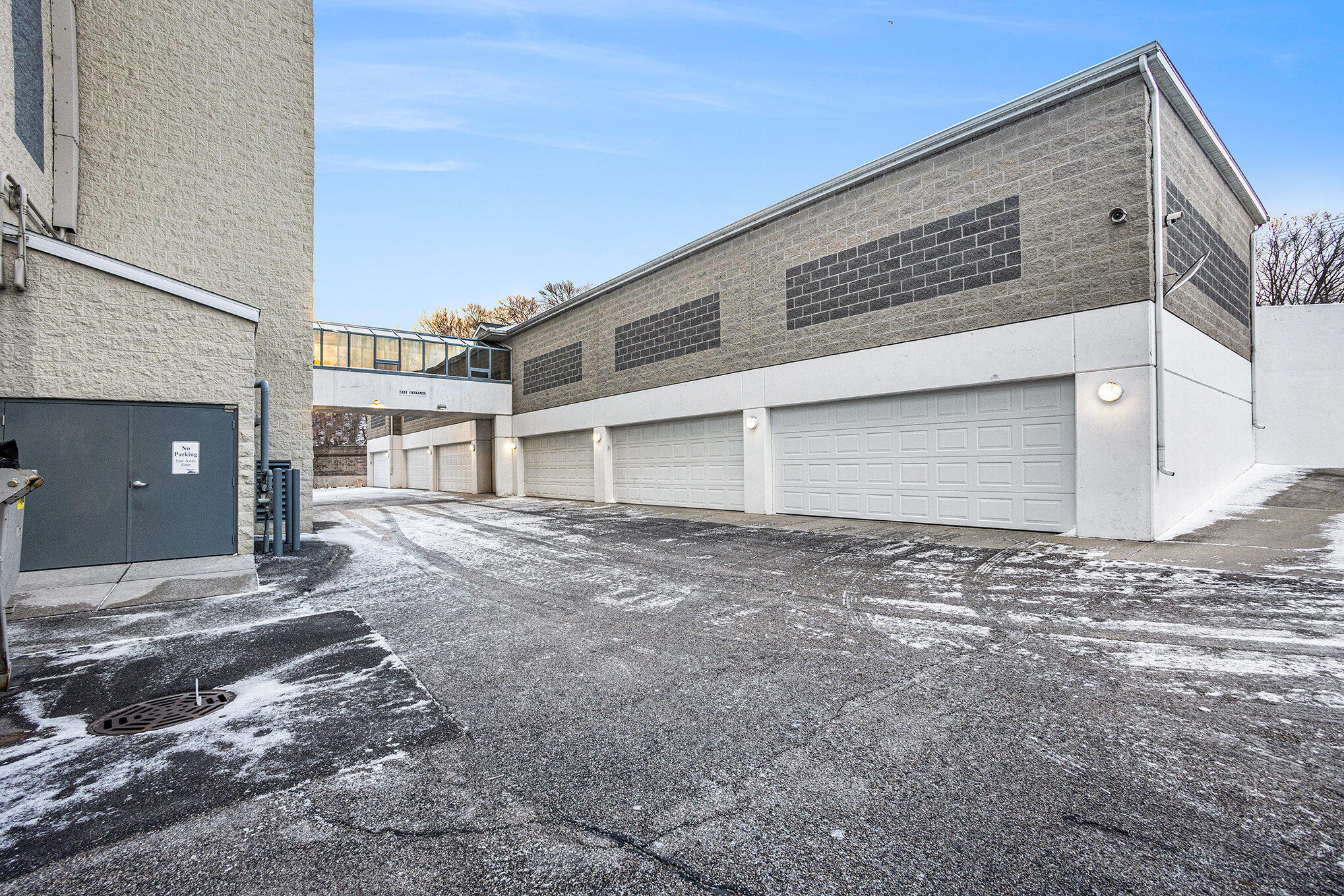 2964 Lakeshore Drive Muskegon MI 49441