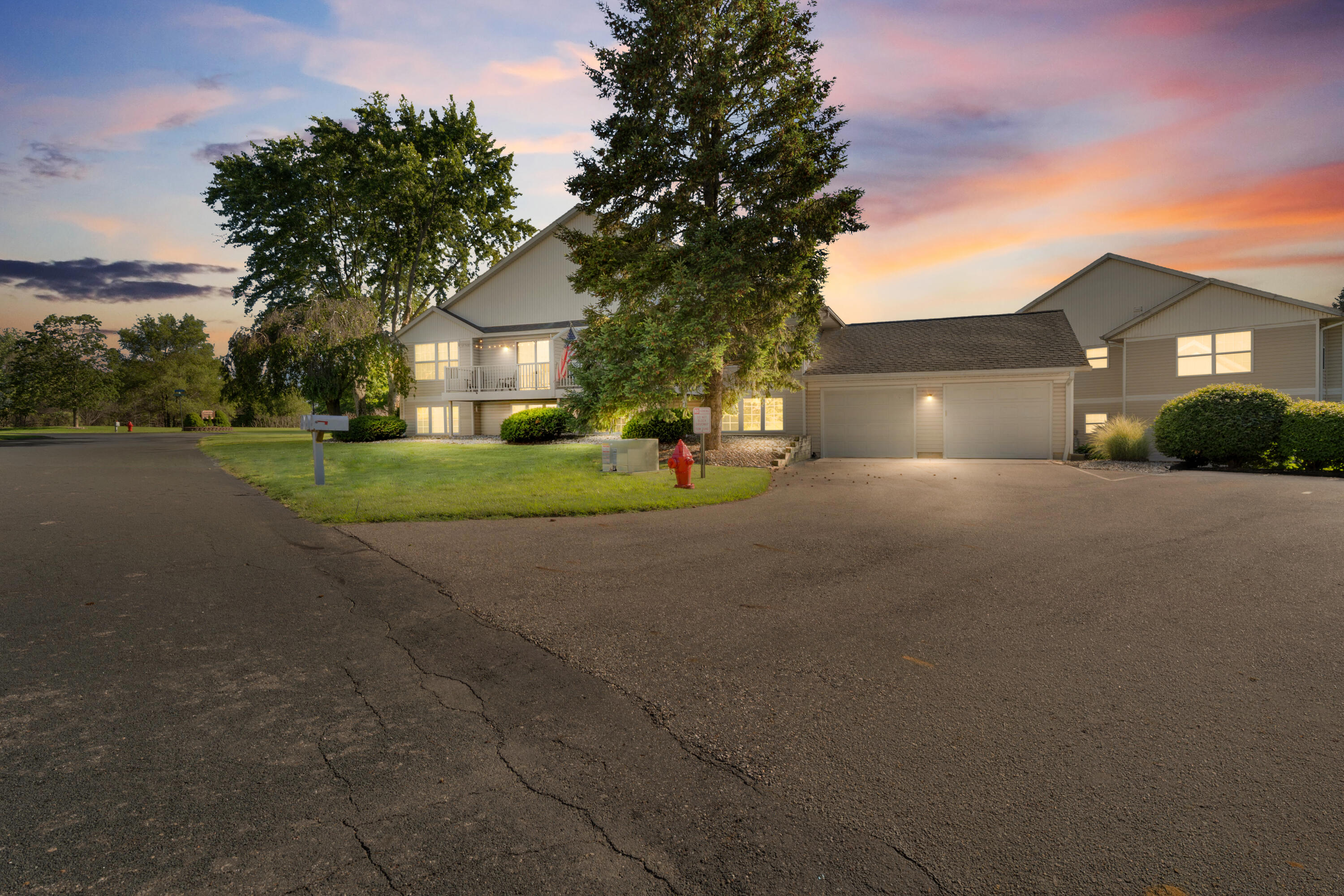 1591 Hickory Trace Drive Stevensville MI 49127
