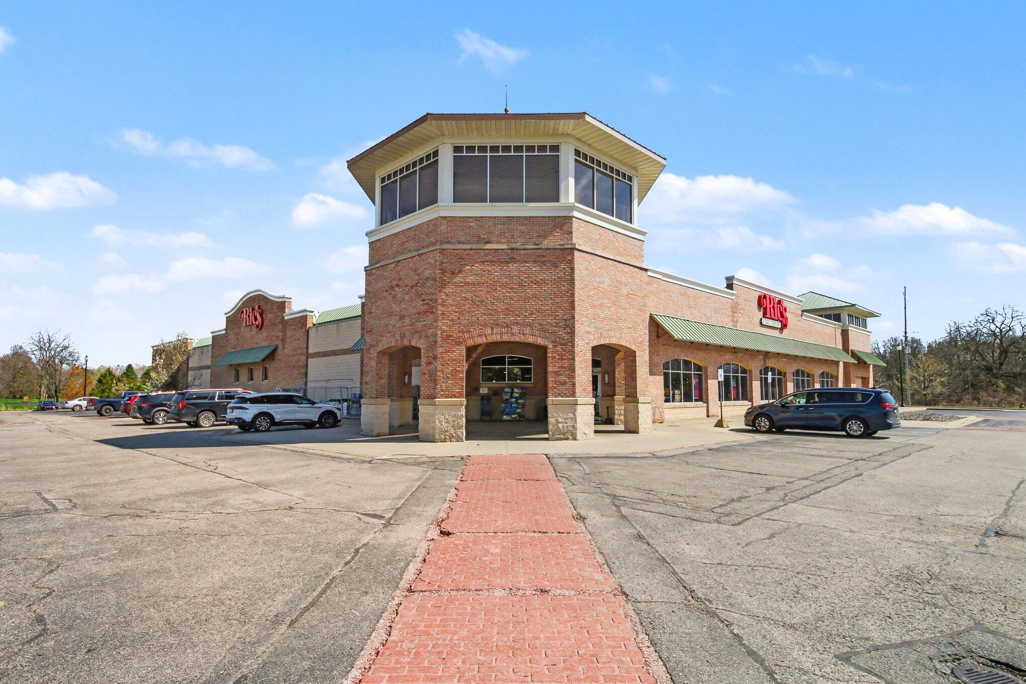 6652 S South Square Lane NE Rockford MI 49341