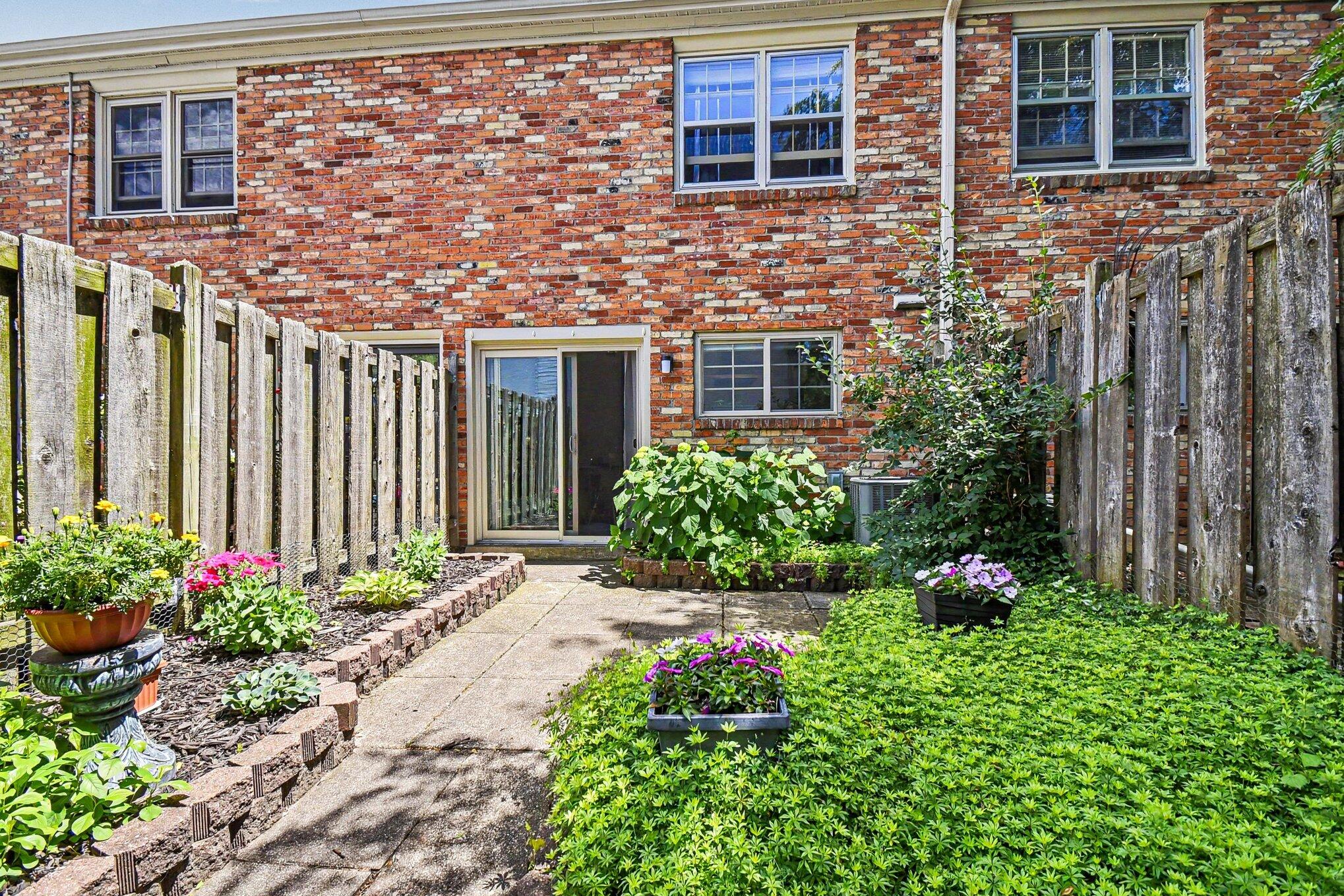 2529 Abbington Drive SE Grand Rapids MI 49506