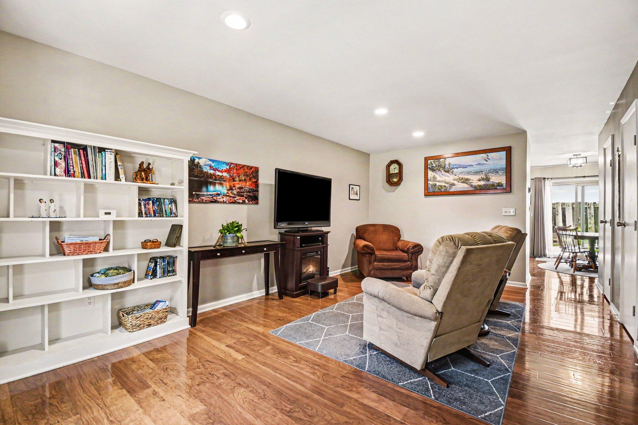 2529 Abbington Drive SE Grand Rapids MI 49506