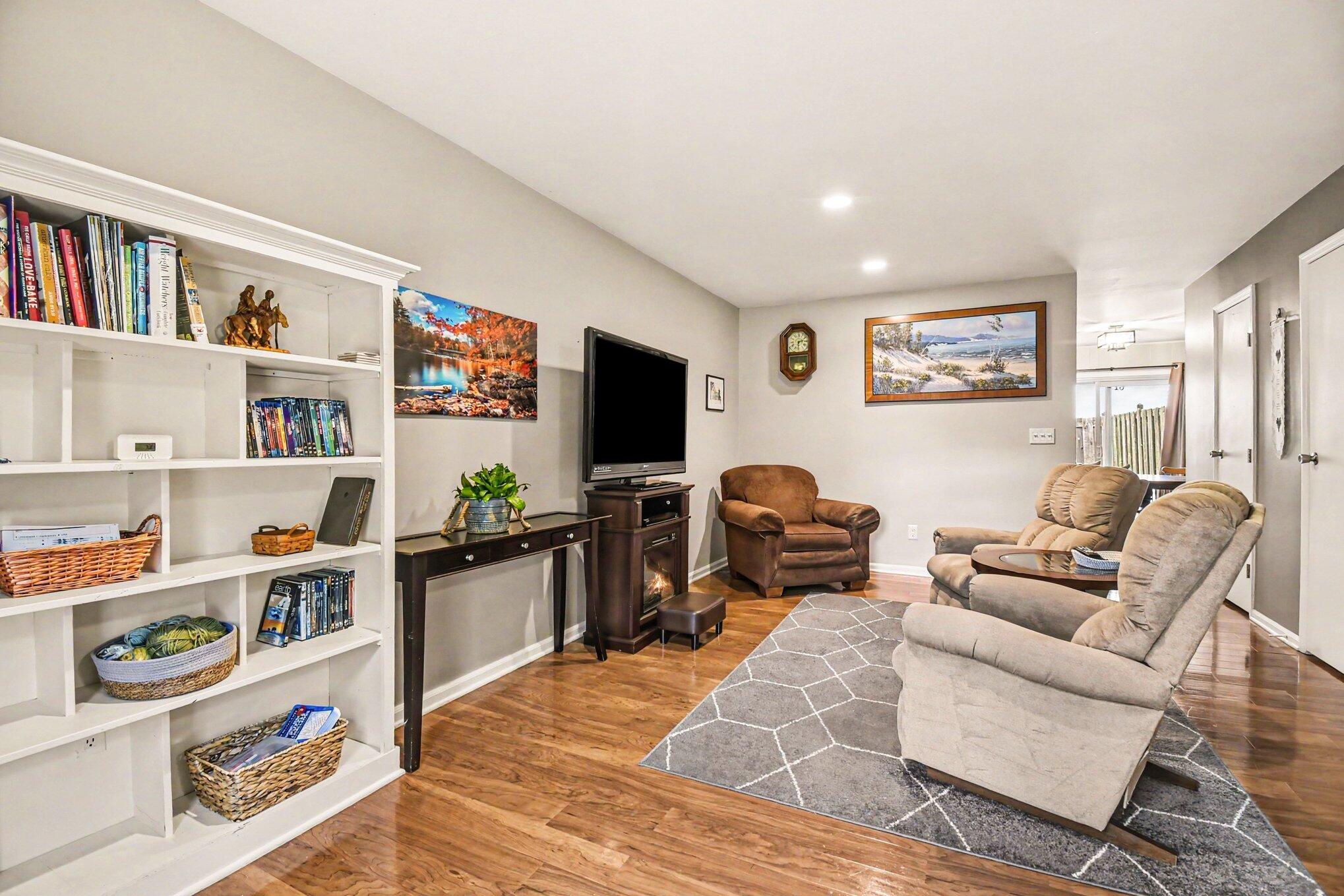 2529 Abbington Drive SE Grand Rapids MI 49506