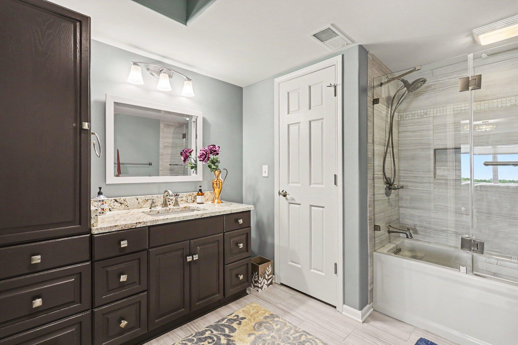 3861 Crystal Waters Lane NE Grand Rapids MI 49525