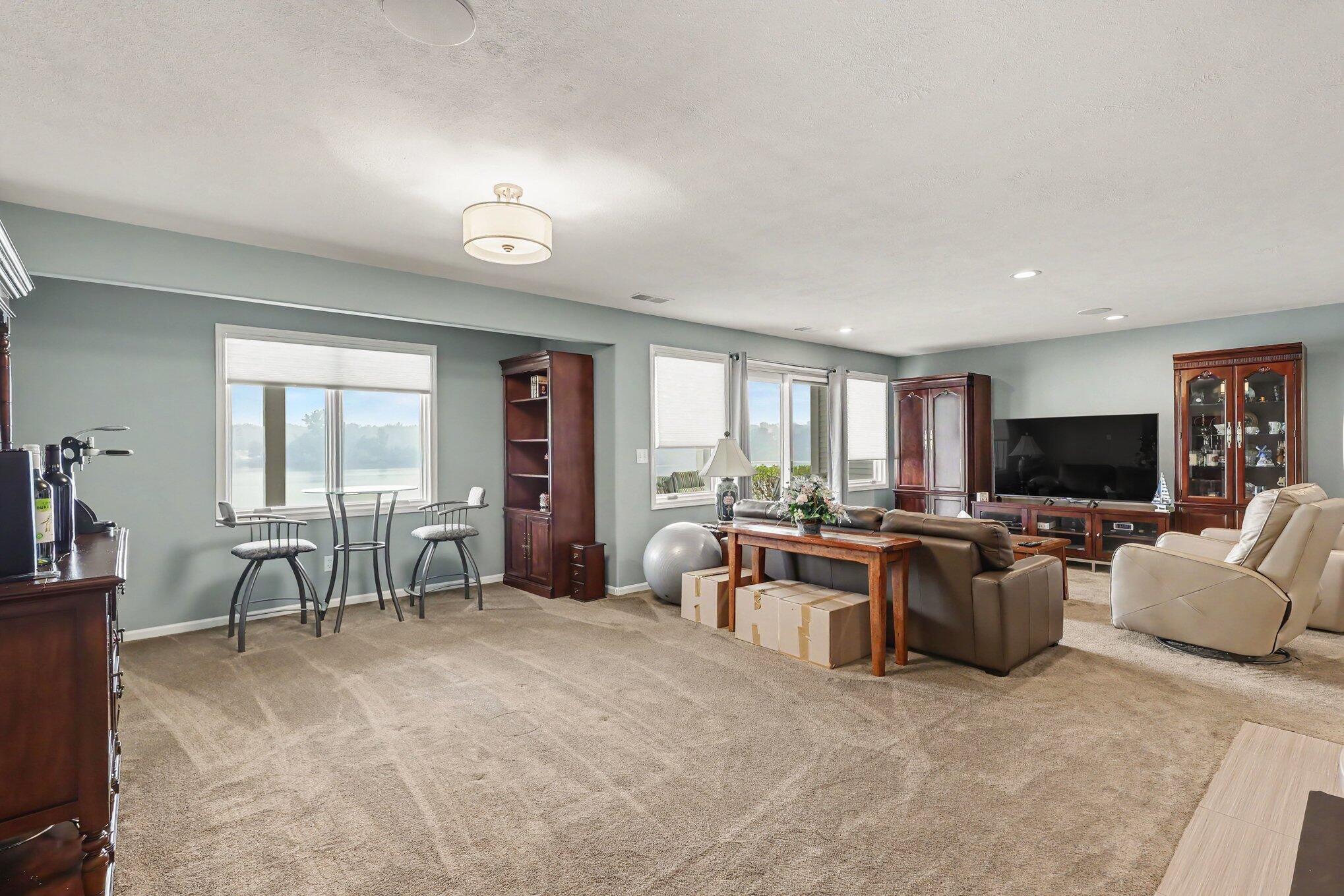3861 Crystal Waters Lane NE Grand Rapids MI 49525