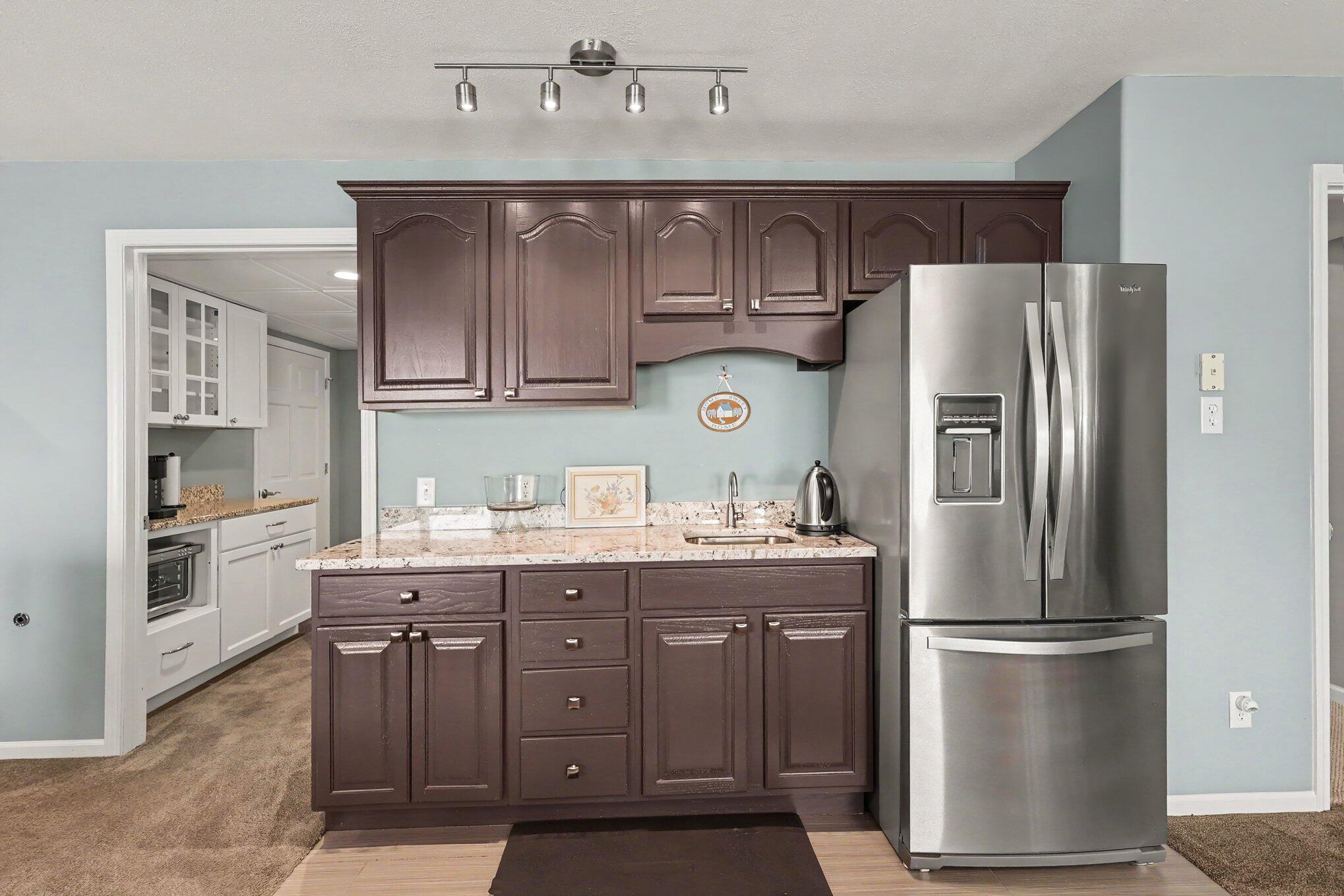 3861 Crystal Waters Lane NE Grand Rapids MI 49525